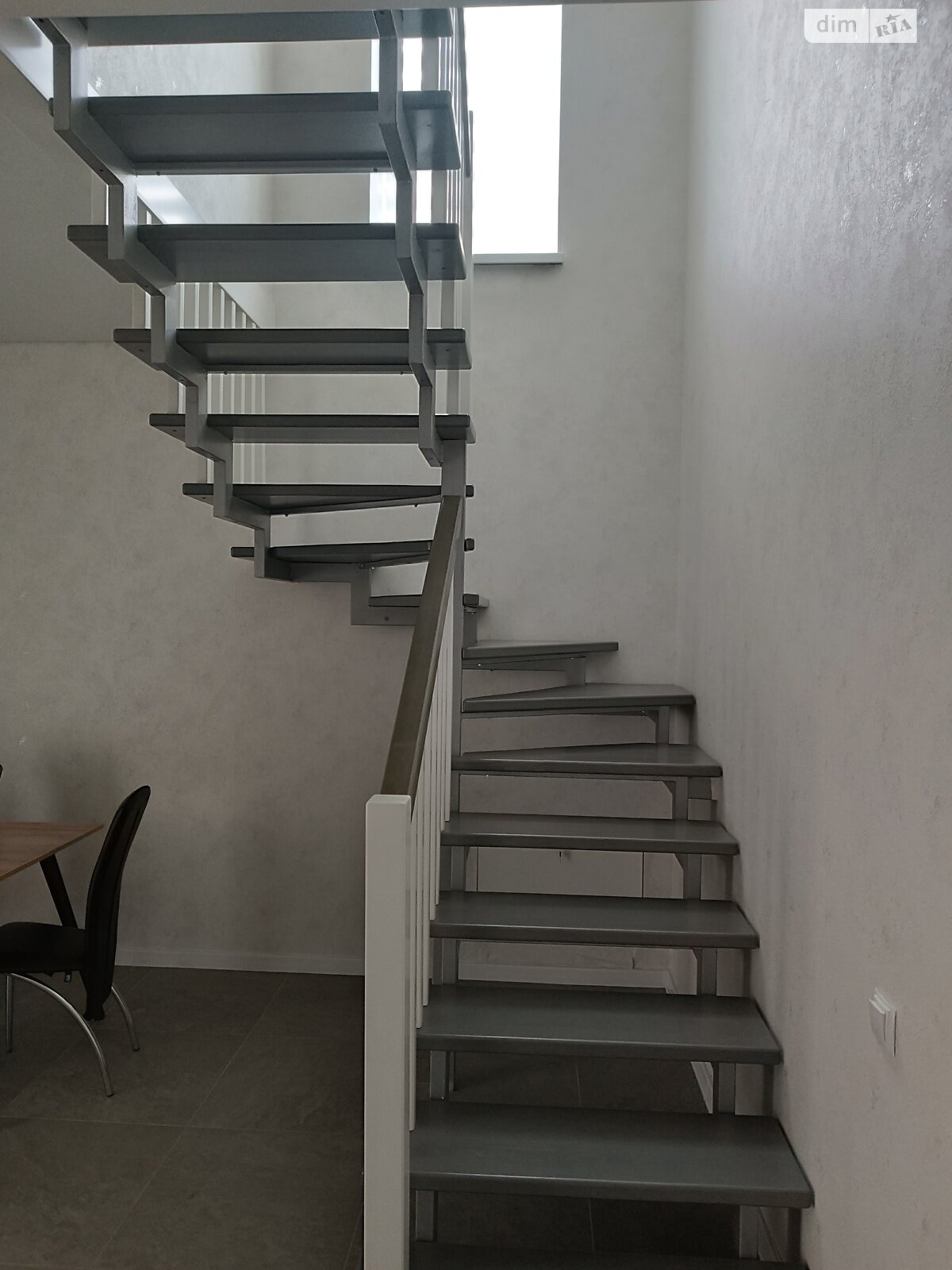 двоповерховий дуплекс, 100 кв. м, цегла. Здається помісячно в Агрономічному фото 1