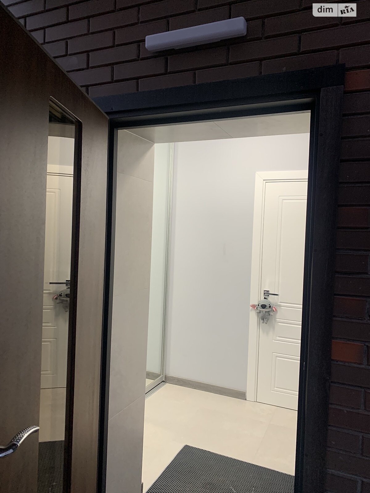 двоповерховий дуплекс, 105 кв. м, цегла. Здається помісячно в Агрономічному фото 1 двоповерховий дуплекс, 105 кв. м, цегла. Здається помісячно в Агрономічному фото 1