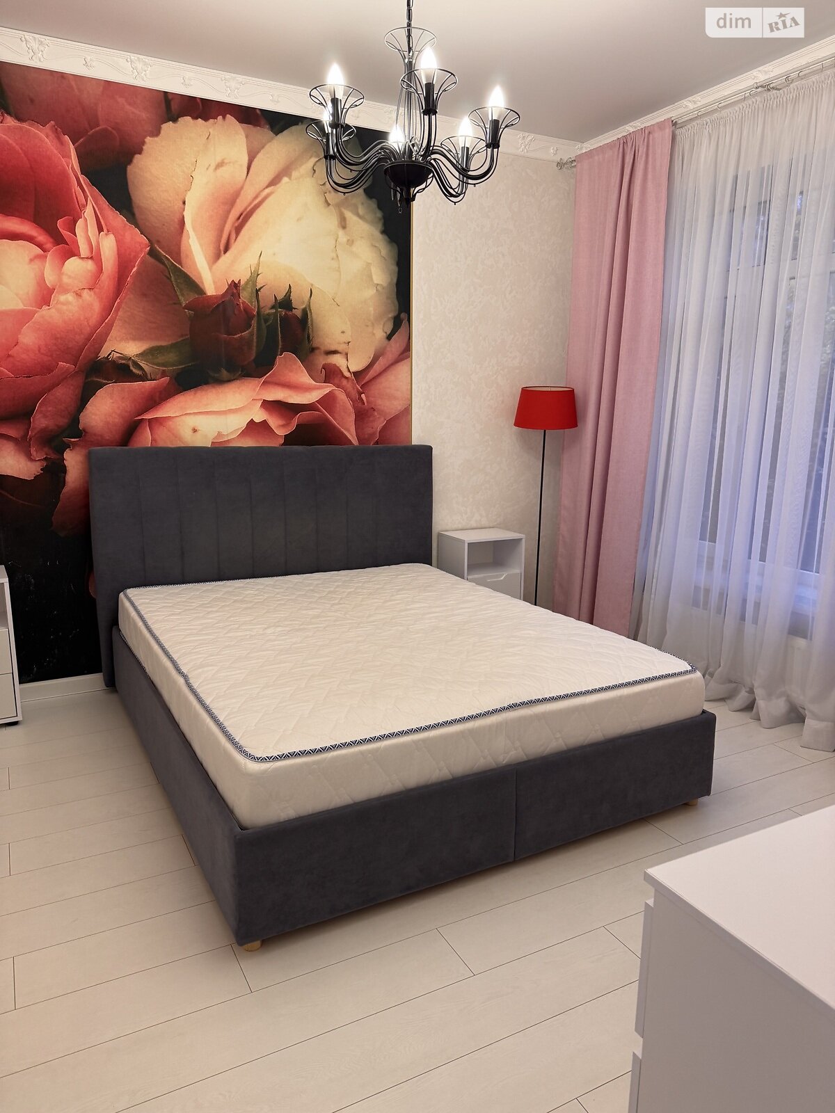 одноэтажный дуплекс, 103 кв. м, кирпич. Сдается помесячно в Буче, в районе Буча фото 1 одноэтажный дуплекс, 103 кв. м, кирпич. Сдается помесячно в Буче, в районе Буча фото 1