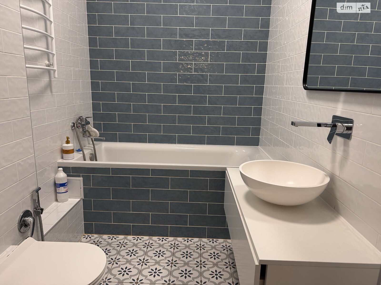 одноэтажный дуплекс, 103 кв. м, кирпич. Сдается помесячно в Буче, в районе Буча фото 1 одноэтажный дуплекс, 103 кв. м, кирпич. Сдается помесячно в Буче, в районе Буча фото 1