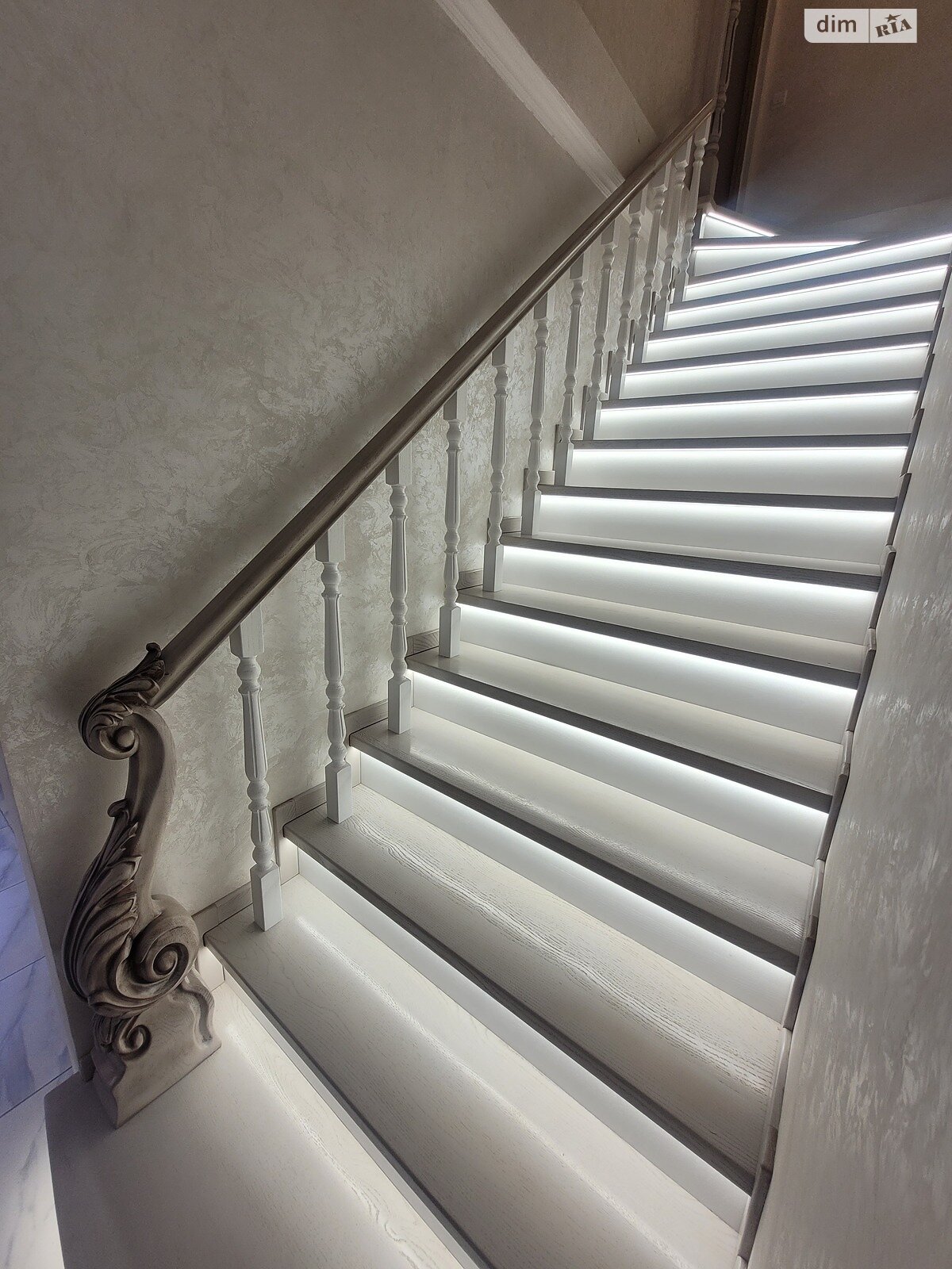 двухэтажный дуплекс, 149 кв. м, ракушечник (ракушняк). Сдается помесячно в Гаях-Шевченковских фото 1 двухэтажный дуплекс, 149 кв. м, ракушечник (ракушняк). Сдается помесячно в Гаях-Шевченковских фото 1