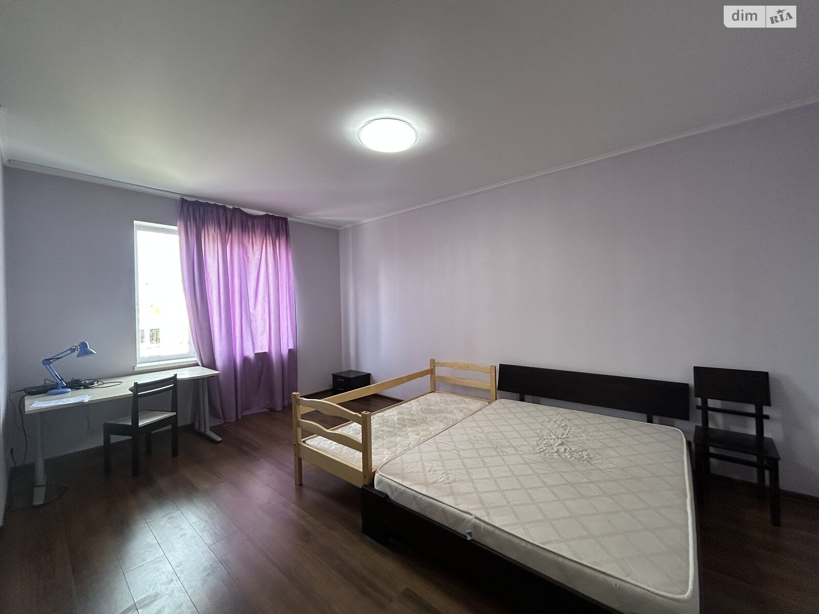 триповерховий дуплекс, 200 кв. м, цегла. Здається помісячно в Гатне фото 1 триповерховий дуплекс, 200 кв. м, цегла. Здається помісячно в Гатне фото 1
