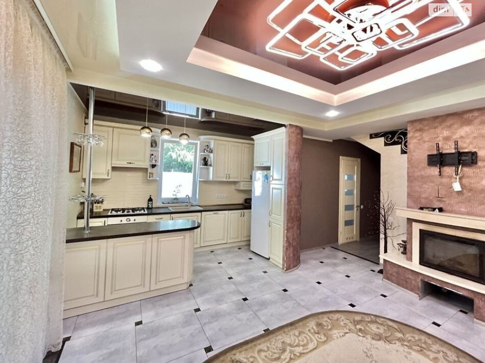 двопроверховий дуплекс, 105 кв. м, кирпич. Здається помісячно в Хмельницькому, в районі Лезневе фото 1