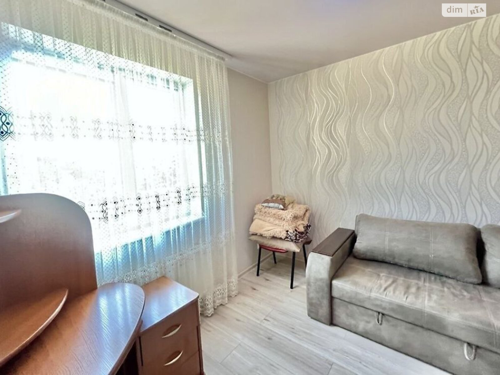 двопроверховий дуплекс, 105 кв. м, кирпич. Здається помісячно в Хмельницькому, в районі Лезневе фото 1