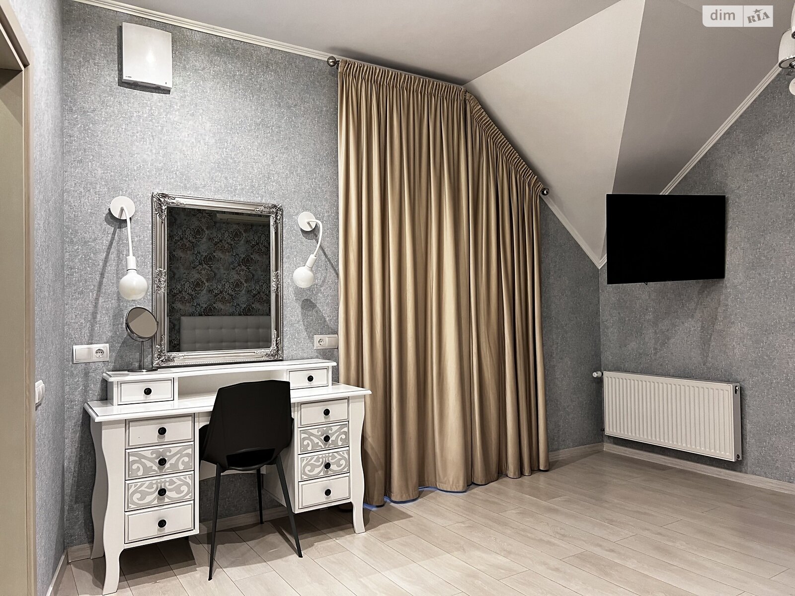 трехэтажный дуплекс, 180 кв. м, кирпич. Сдается помесячно в Ирпене, в районе Ирпень фото 1 трехэтажный дуплекс, 180 кв. м, кирпич. Сдается помесячно в Ирпене, в районе Ирпень фото 1