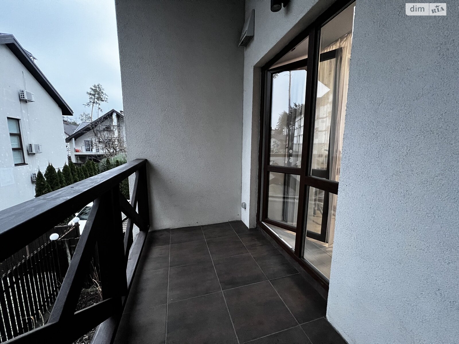 трехэтажный дуплекс, 180 кв. м, кирпич. Сдается помесячно в Ирпене, в районе Ирпень фото 1 трехэтажный дуплекс, 180 кв. м, кирпич. Сдается помесячно в Ирпене, в районе Ирпень фото 1