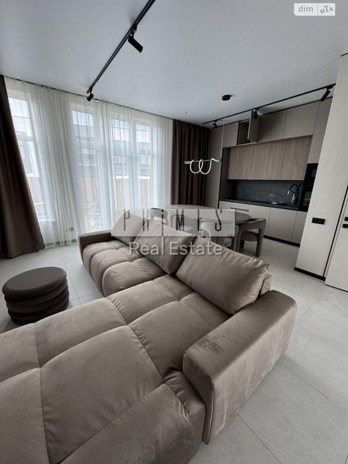 двухэтажный дуплекс, 135 кв. м, кирпич. Сдается помесячно в Киеве, в районе Осокорки фото 1 двухэтажный дуплекс, 135 кв. м, кирпич. Сдается помесячно в Киеве, в районе Осокорки фото 1