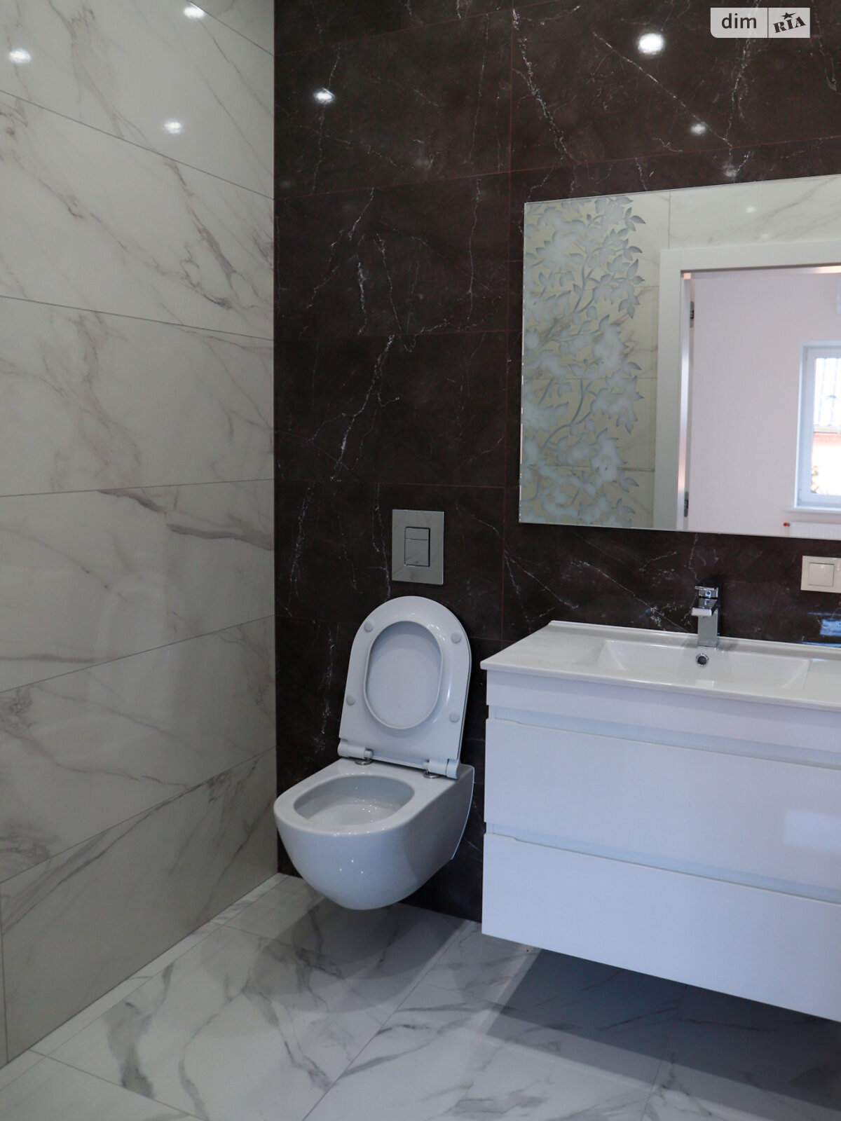 двопроверховий дуплекс, 300 кв. м, цегла. Здається помісячно в Львові, в районі Ялівець фото 1