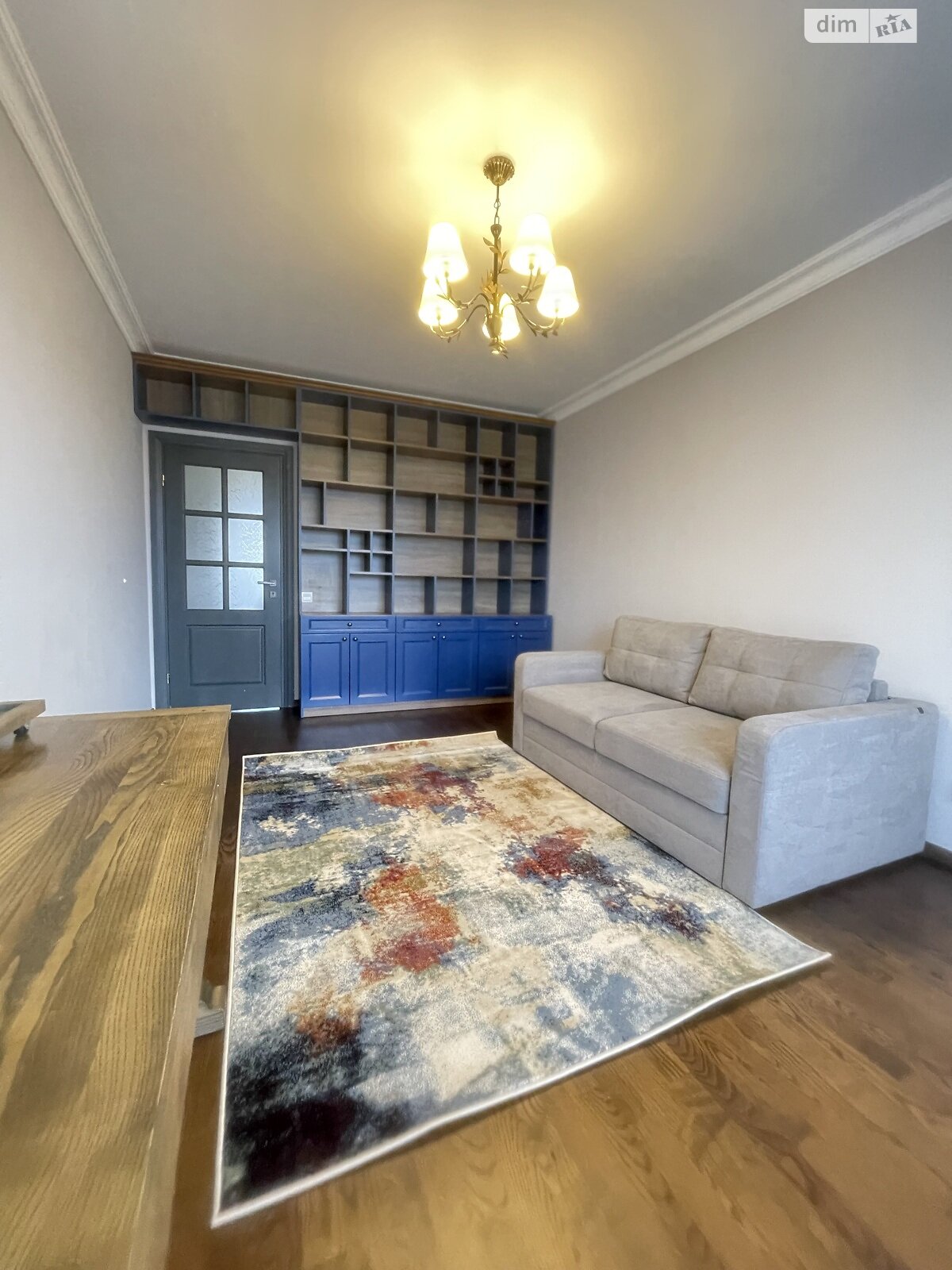 двухэтажный дуплекс, 176 кв. м, кирпич. Сдается помесячно в Минае фото 1