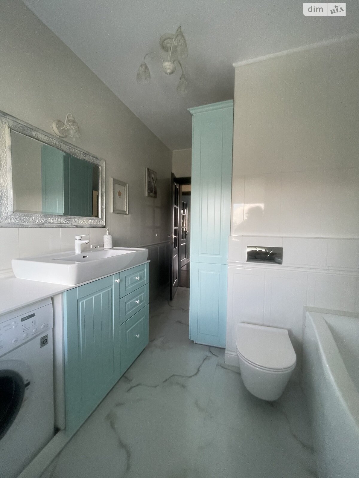 двухэтажный дуплекс, 176 кв. м, кирпич. Сдается помесячно в Минае фото 1