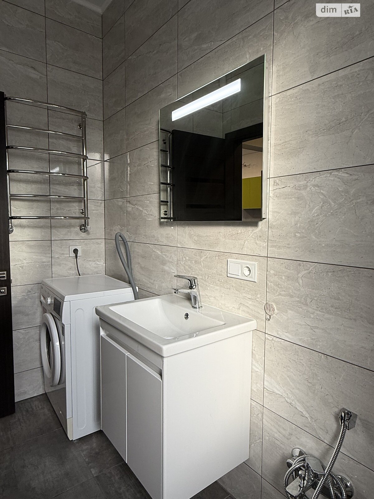 двухэтажный дуплекс, 103.5 кв. м, кирпич. Сдается помесячно в Петропавловской Борщаговке фото 1