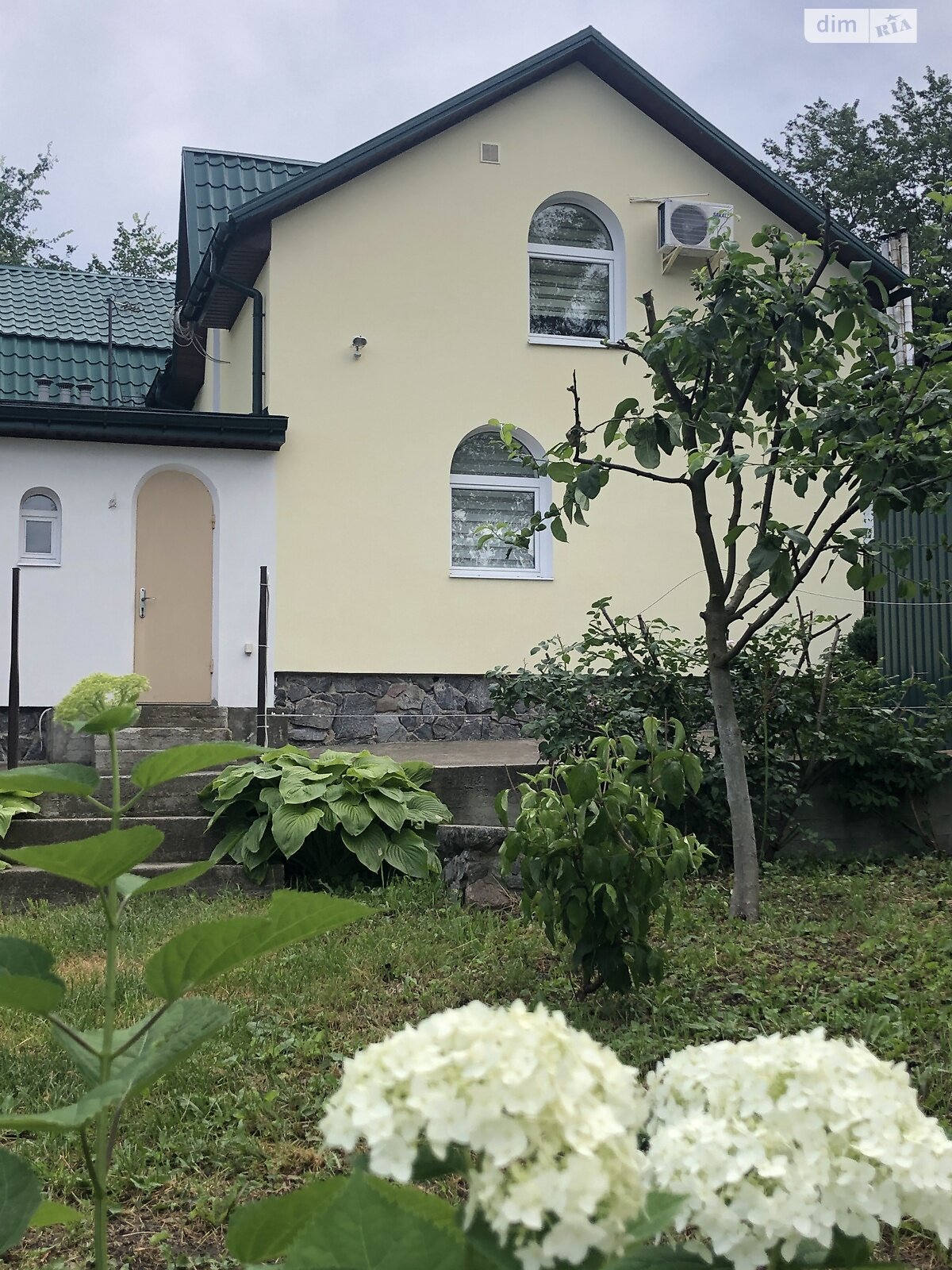 двоповерховий дуплекс, 134 кв. м, кирпич. Здається помісячно в Полтаві, в районі Подільський фото 1 двопроверховий дуплекс, 134 кв. м, кирпич. Здається помісячно в Полтаві, в районі Подільський фото 1