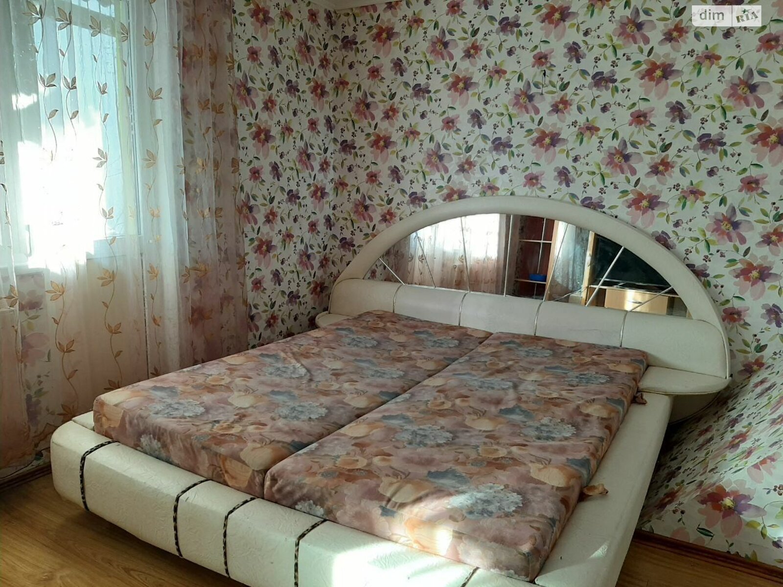 двухэтажный дуплекс, 60 кв. м, кирпич. Сдается помесячно в Ровно фото 1 двухэтажный дуплекс, 60 кв. м, кирпич. Сдается помесячно в Ровно фото 1
