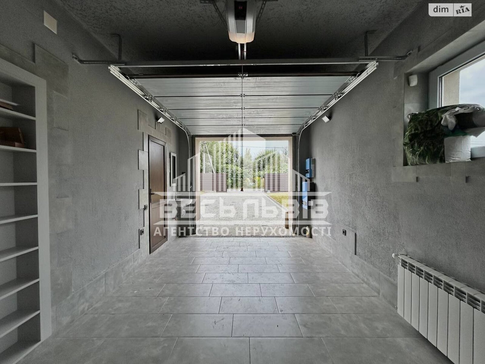 триповерховий дуплекс, 150 кв. м, цегла. Здається помісячно в Сокільниках фото 1 триповерховий дуплекс, 150 кв. м, цегла. Здається помісячно в Сокільниках фото 1