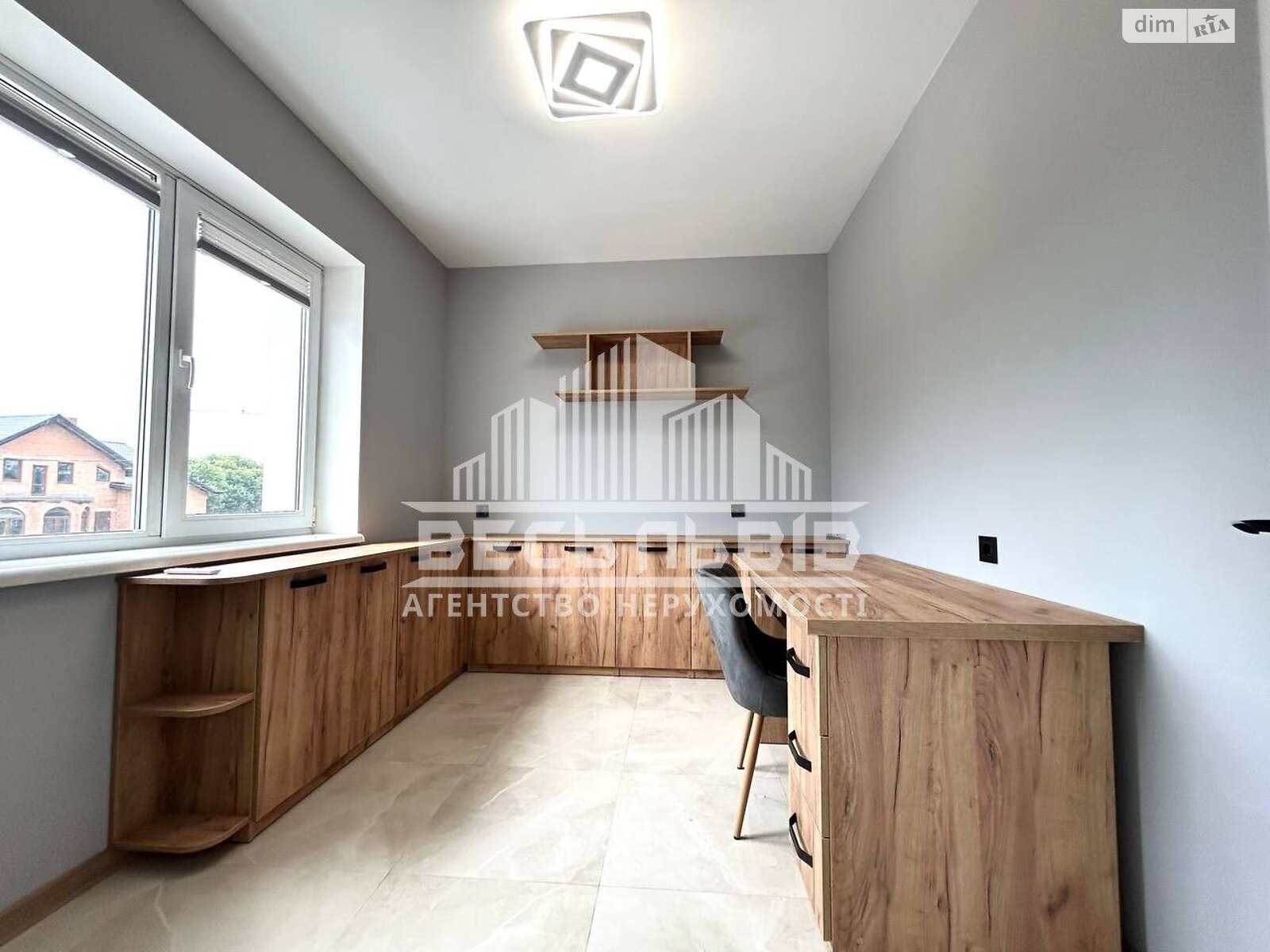 триповерховий дуплекс, 150 кв. м, цегла. Здається помісячно в Сокільниках фото 1 триповерховий дуплекс, 150 кв. м, цегла. Здається помісячно в Сокільниках фото 1