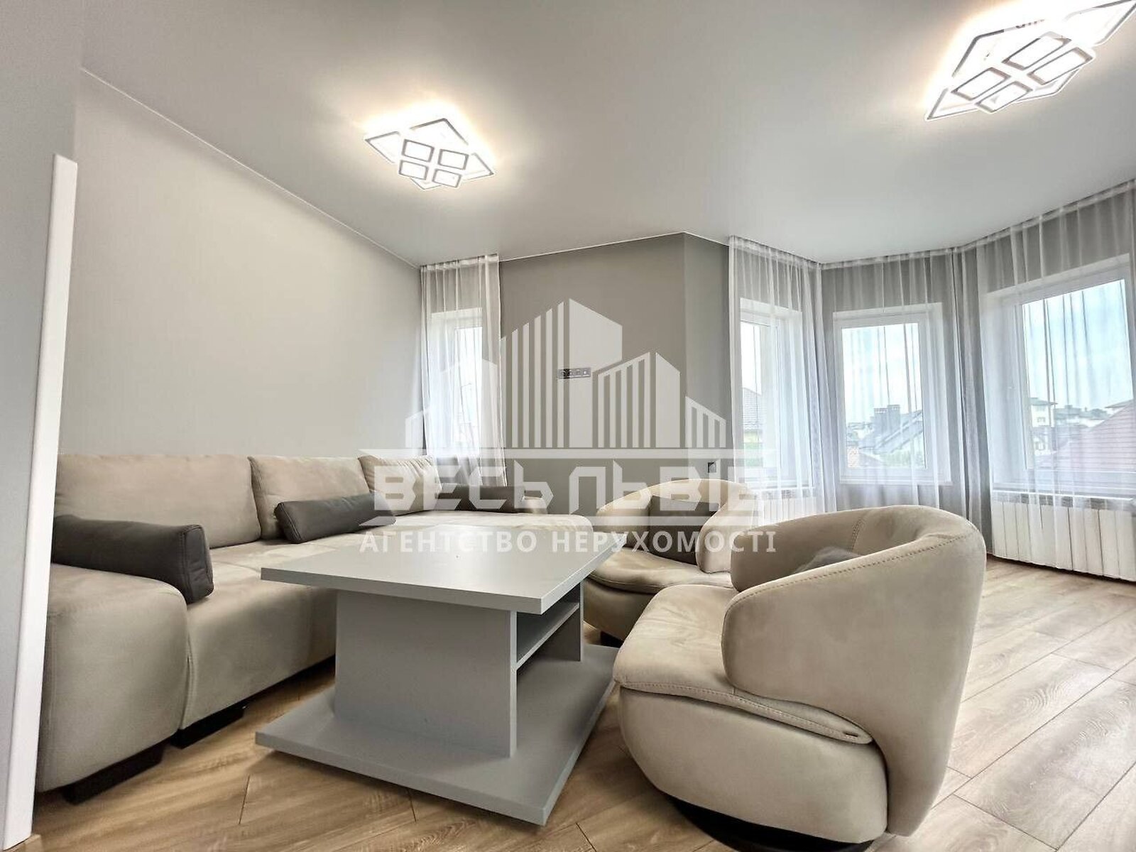 триповерховий дуплекс, 150 кв. м, цегла. Здається помісячно в Сокільниках фото 1 триповерховий дуплекс, 150 кв. м, цегла. Здається помісячно в Сокільниках фото 1