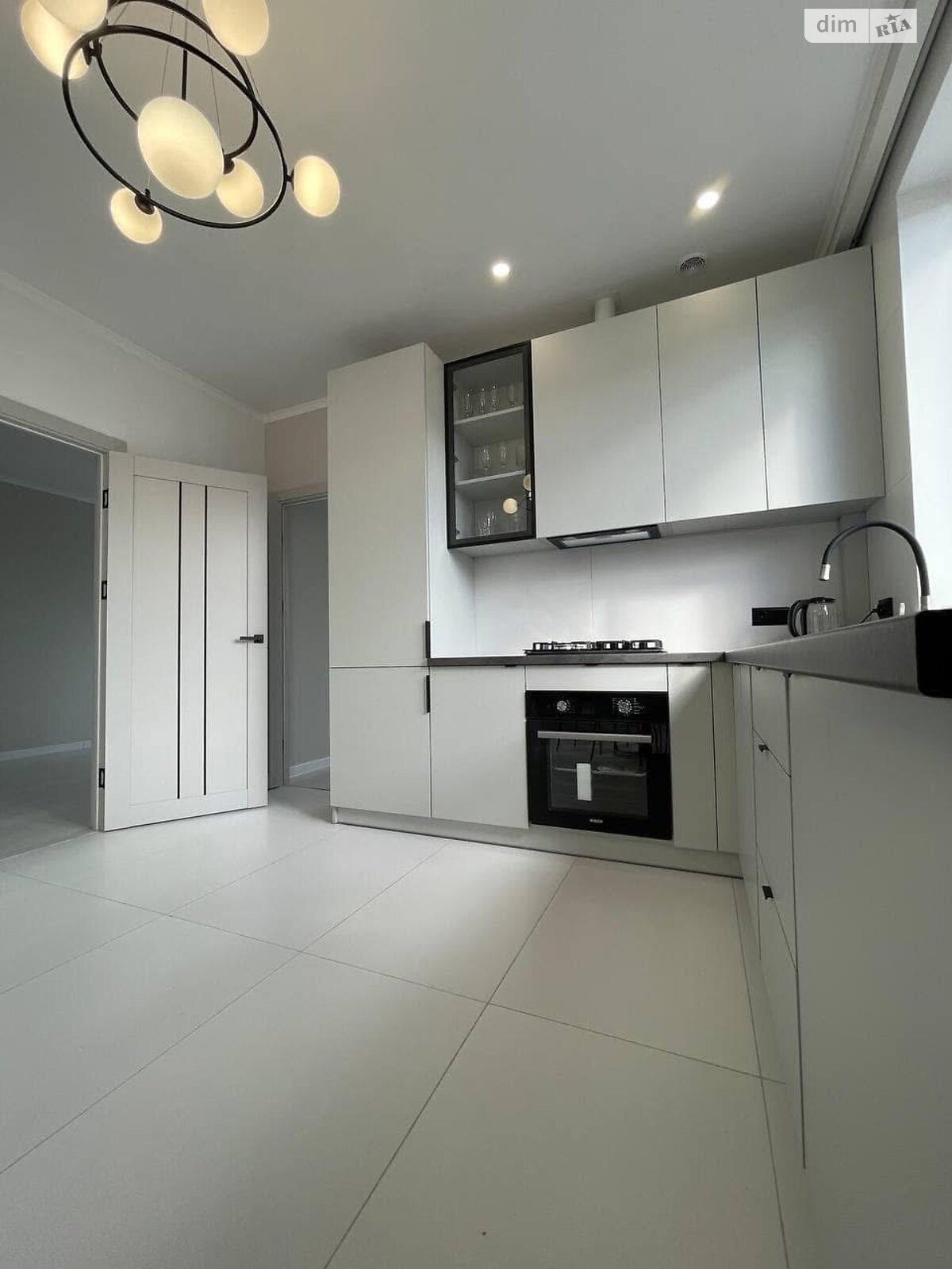 одноэтажный дуплекс, 98 кв. м, кирпич. Сдается помесячно в Тернополе фото 1 одноэтажный дуплекс, 98 кв. м, кирпич. Сдается помесячно в Тернополе фото 1