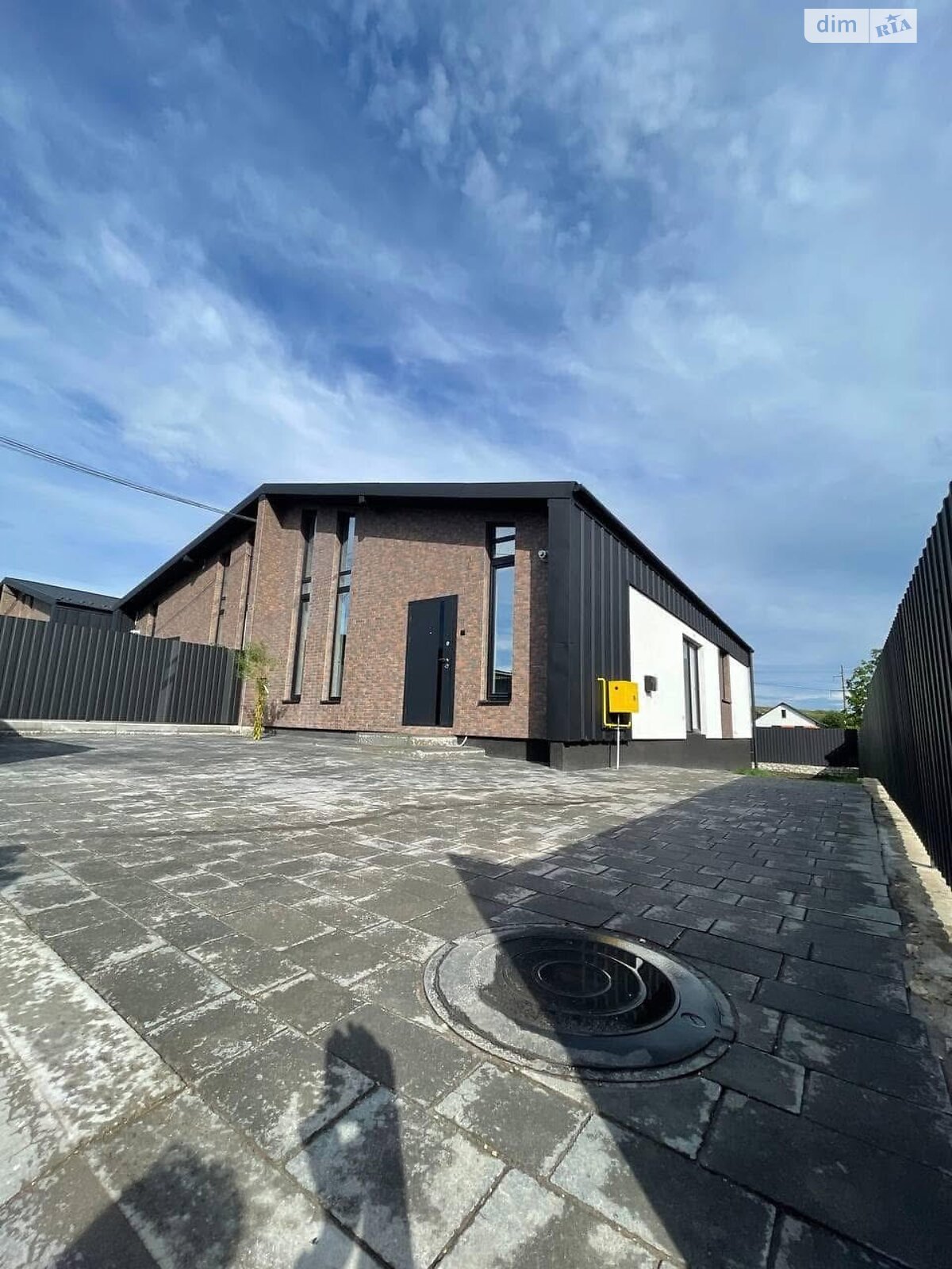 одноэтажный дуплекс, 98 кв. м, кирпич. Сдается помесячно в Тернополе фото 1 одноэтажный дуплекс, 98 кв. м, кирпич. Сдается помесячно в Тернополе фото 1