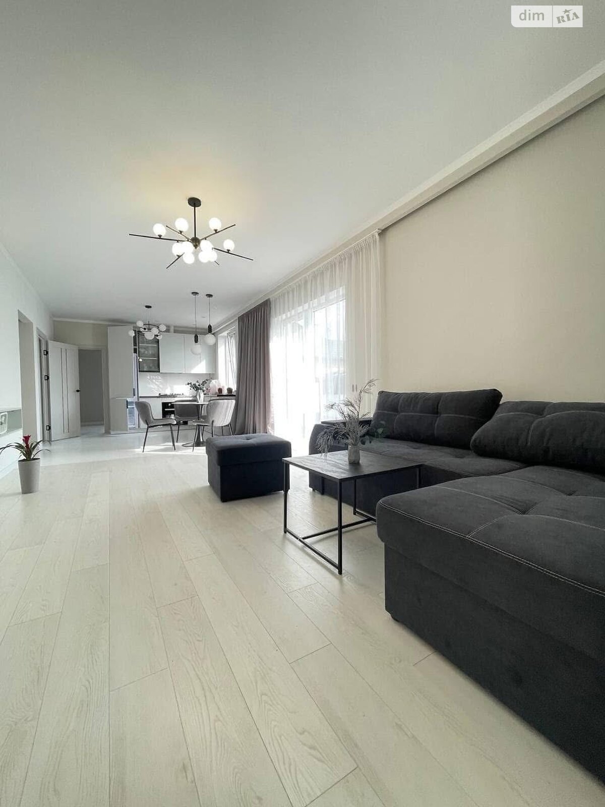 одноэтажный дуплекс, 98 кв. м, кирпич. Сдается помесячно в Тернополе фото 1 одноэтажный дуплекс, 98 кв. м, кирпич. Сдается помесячно в Тернополе фото 1