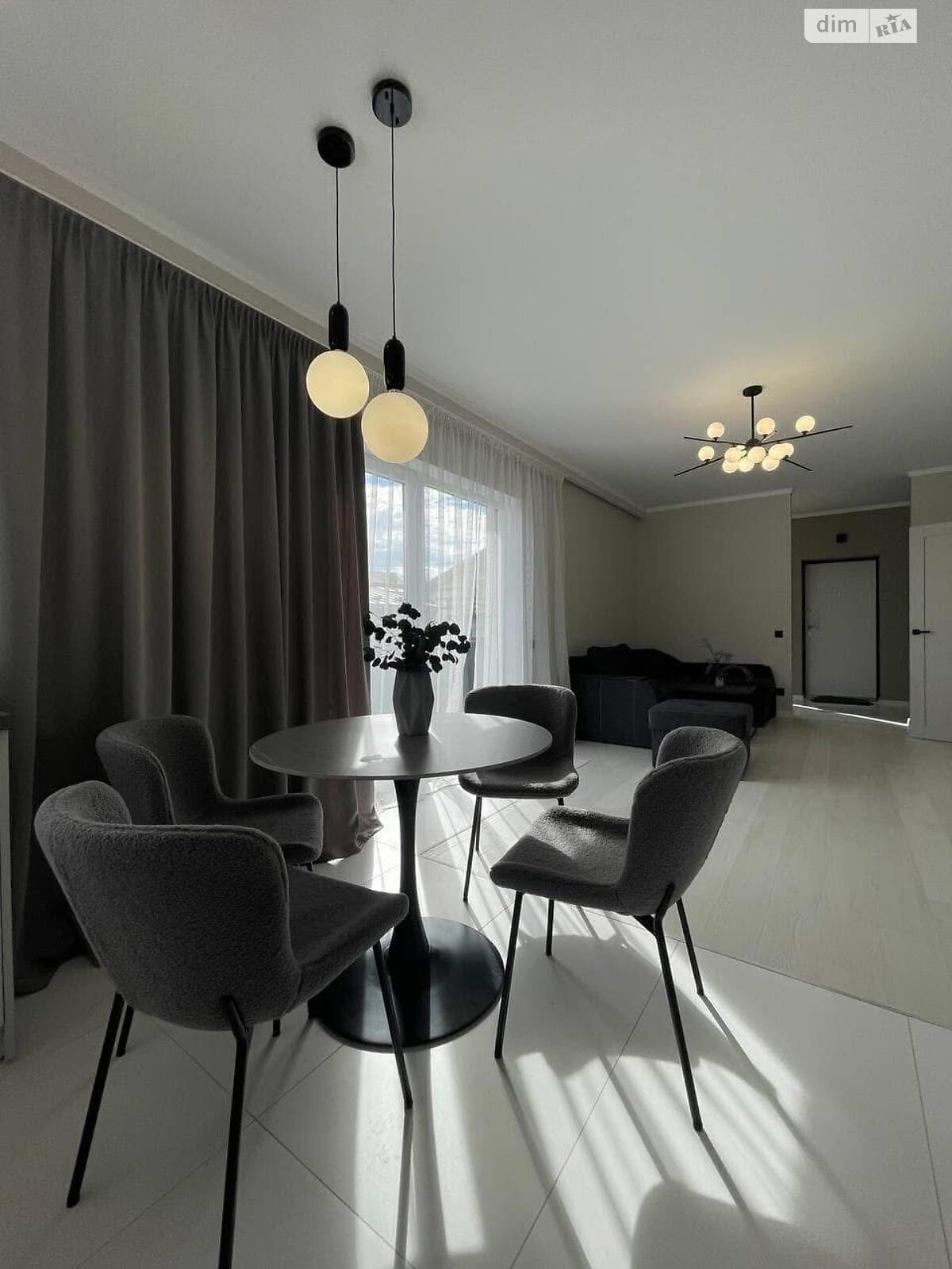 одноэтажный дуплекс, 98 кв. м, кирпич. Сдается помесячно в Тернополе фото 1 одноэтажный дуплекс, 98 кв. м, кирпич. Сдается помесячно в Тернополе фото 1