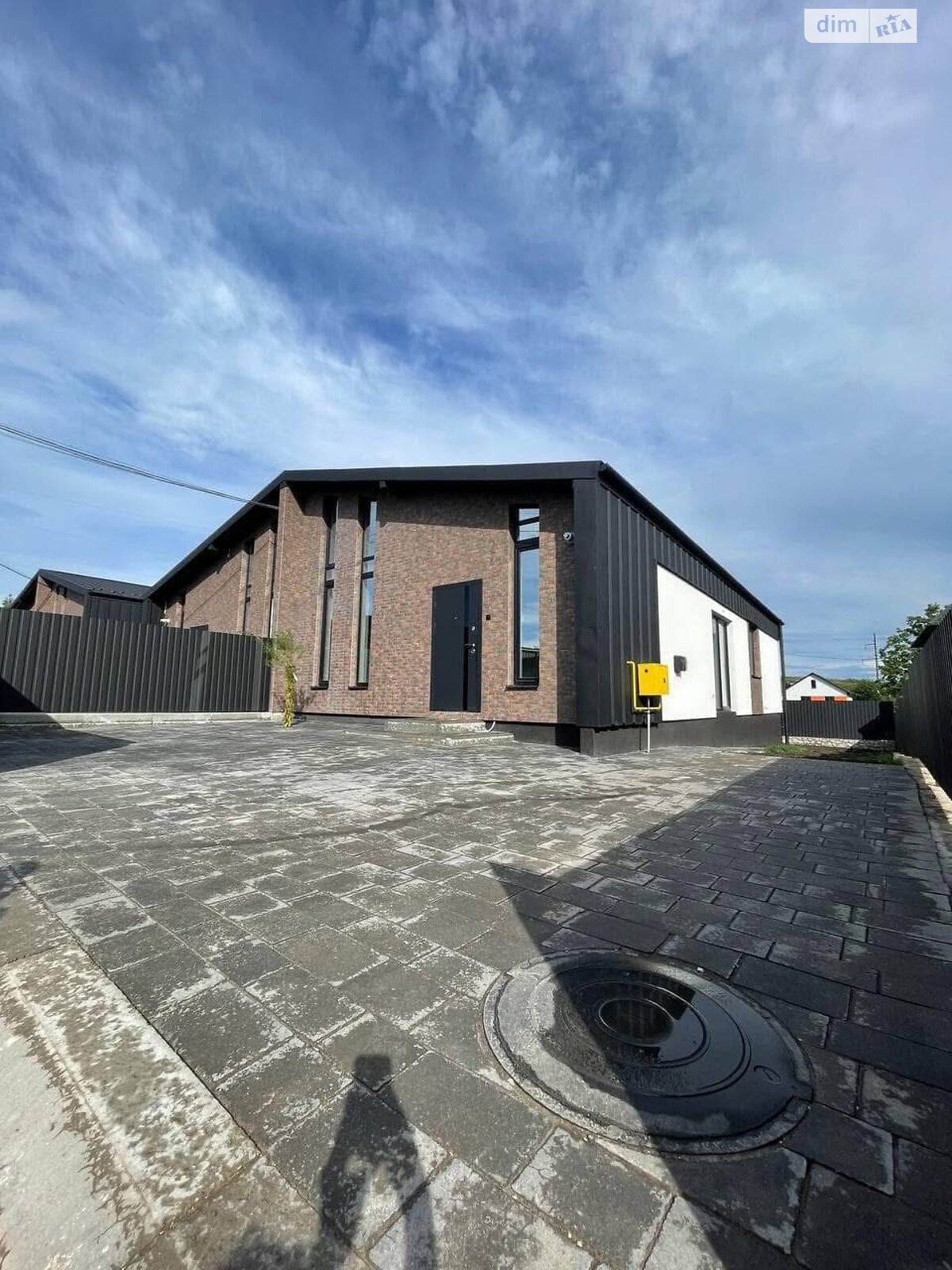 одноэтажный дуплекс, 98 кв. м, кирпич. Сдается помесячно в Тернополе фото 1 одноэтажный дуплекс, 98 кв. м, кирпич. Сдается помесячно в Тернополе фото 1