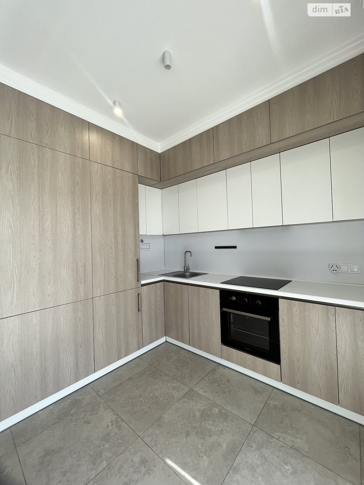 двоповерховий дуплекс, 122 кв. м, цегла. Здається помісячно в Ужгороді фото 1 двоповерховий дуплекс, 122 кв. м, цегла. Здається помісячно в Ужгороді фото 1