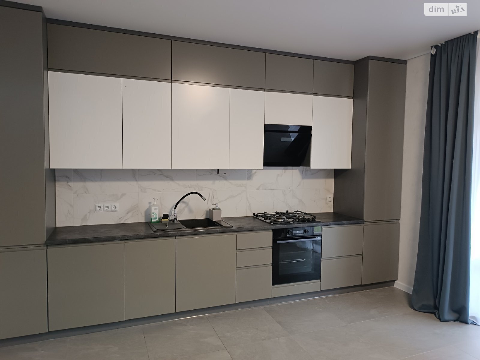 двухэтажный дуплекс, 105 кв. м, кирпич. Сдается помесячно в Агрономичном фото 1