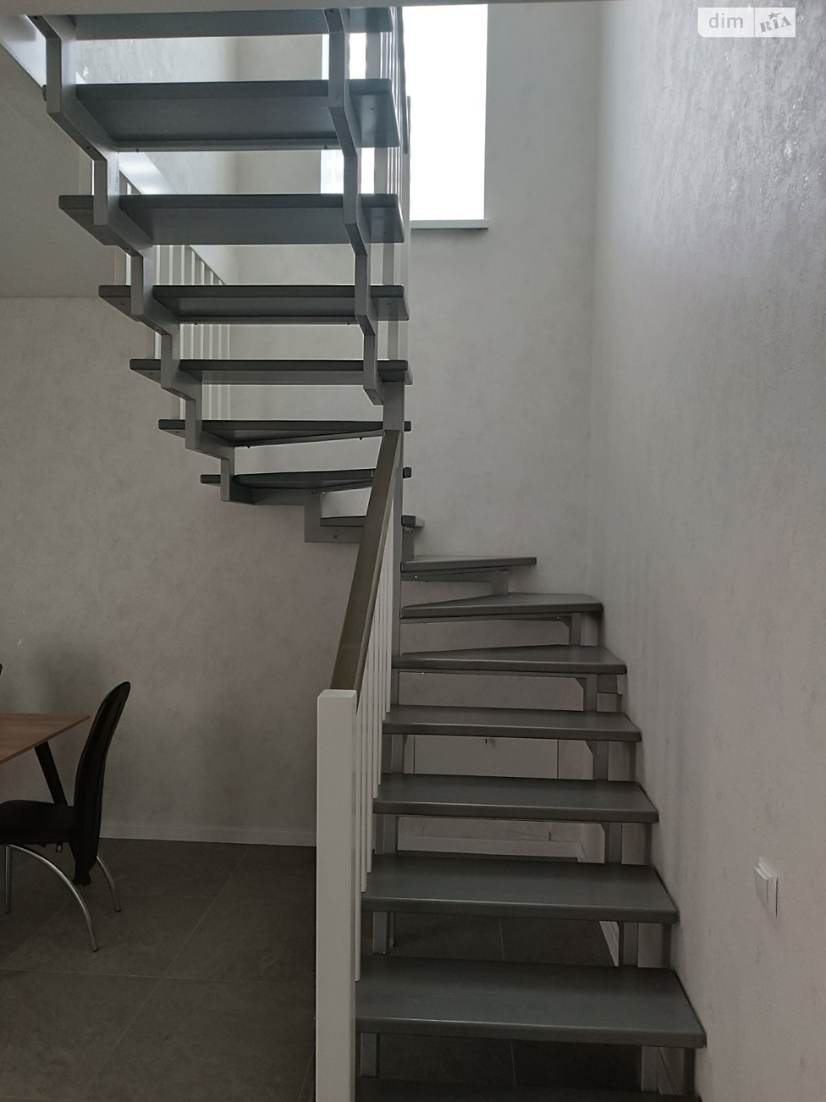 двухэтажный дуплекс, 105 кв. м, кирпич. Сдается помесячно в Агрономичном фото 1