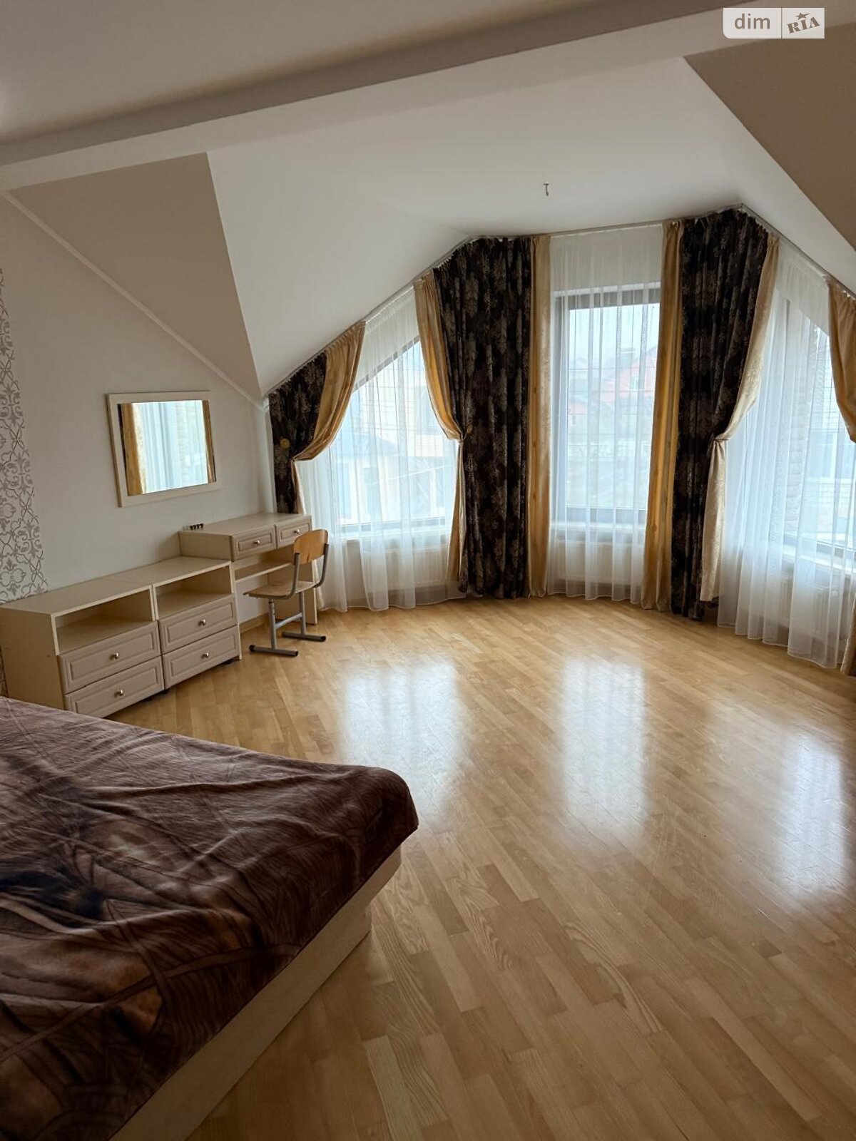 двопроверховий дуплекс, 150 кв. м, цегла. Здається помісячно в Вінниці, в районі Старе місто фото 1