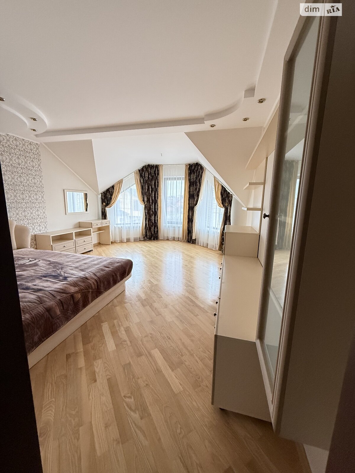 двухэтажный дуплекс, 150 кв. м, кирпич. Сдается помесячно в Виннице, в районе Старый город фото 1