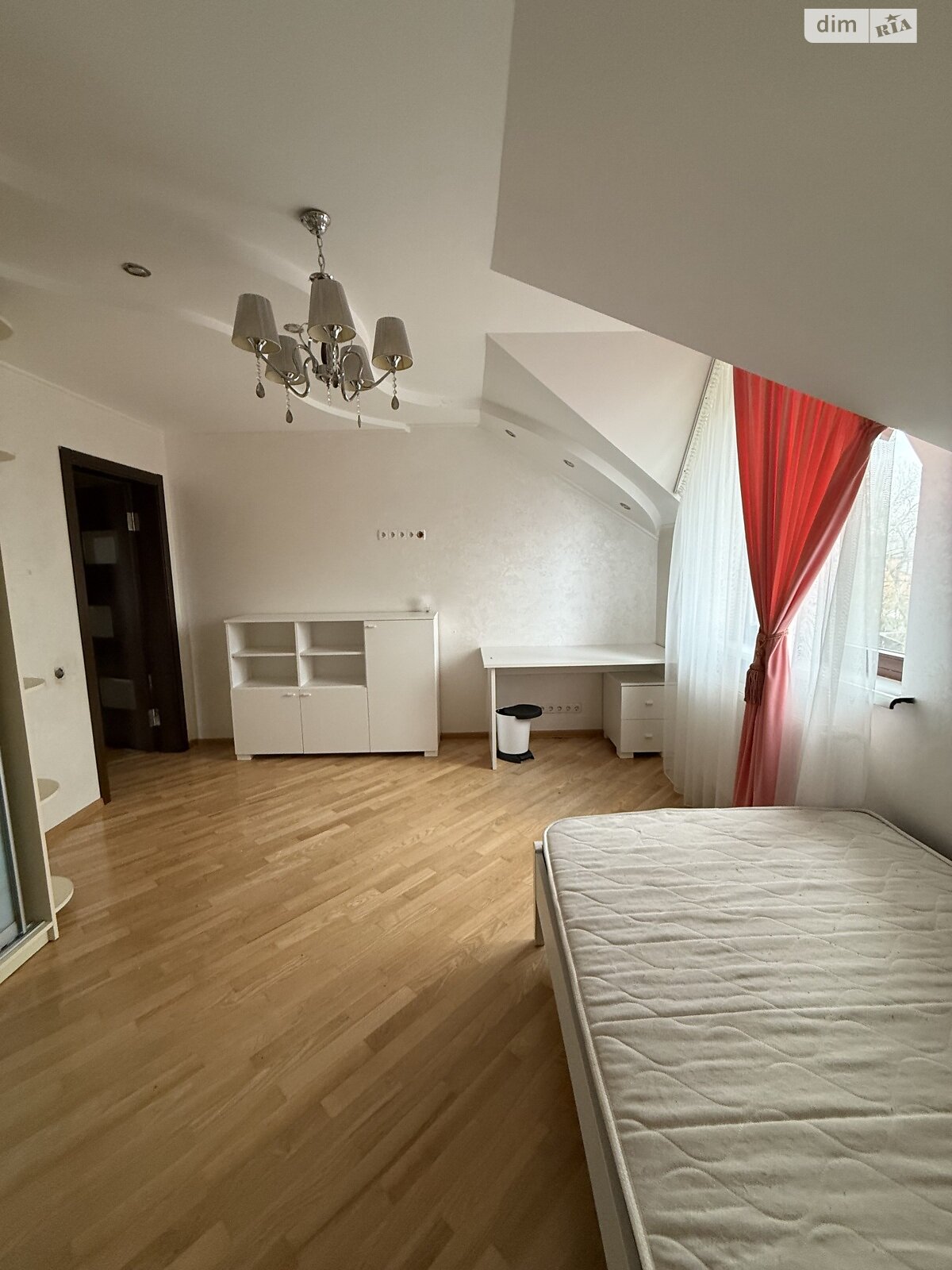 двухэтажный дуплекс, 150 кв. м, кирпич. Сдается помесячно в Виннице, в районе Старый город фото 1