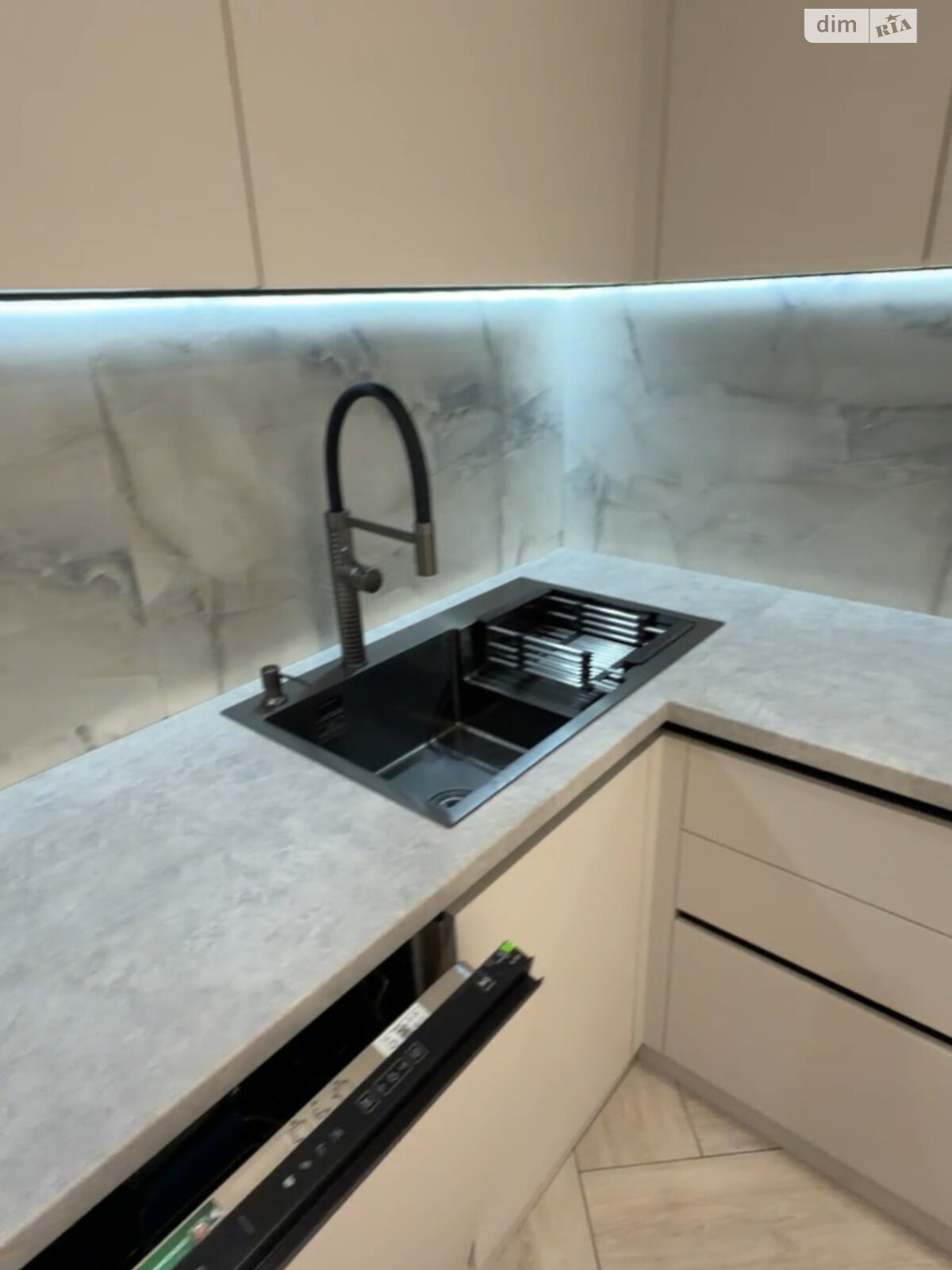 двоповерховий дуплекс, 105 кв. м, кирпич. Здається помісячно в Вінницьких Хуторах фото 1 двоповерховий дуплекс, 105 кв. м, кирпич. Здається помісячно в Вінницьких Хуторах фото 1