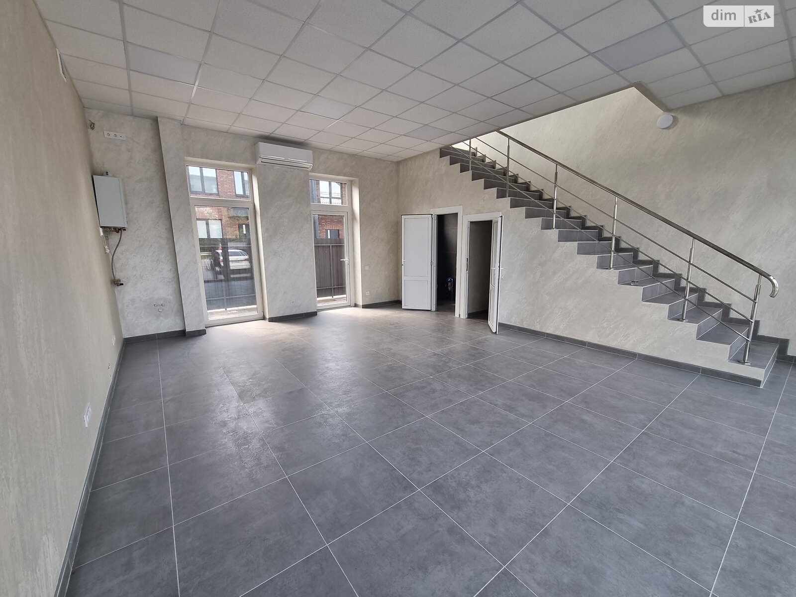 Комерційне приміщення в Агрономічному, Трояндовий провулок 1Д, ціна оренди: 35 000 грн за об’єкт фото 1 Комерційне приміщення в Агрономічному, Трояндовий провулок 1Д, ціна оренди: 35 000 грн за об’єкт фото 1