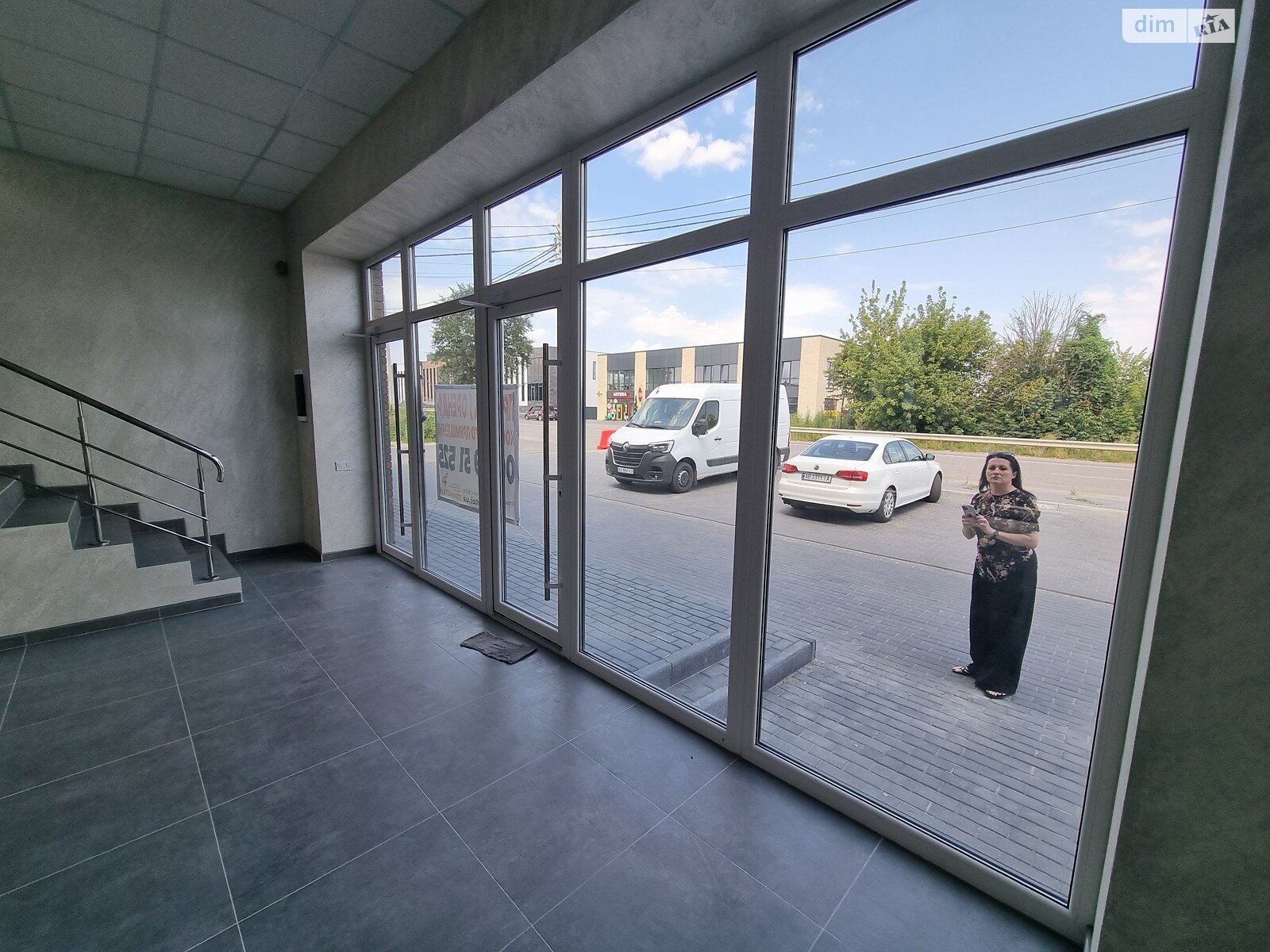 Комерційне приміщення в Агрономічному, Трояндовий провулок 1Д, ціна оренди: 35 000 грн за об’єкт фото 1 Комерційне приміщення в Агрономічному, Трояндовий провулок 1Д, ціна оренди: 35 000 грн за об’єкт фото 1