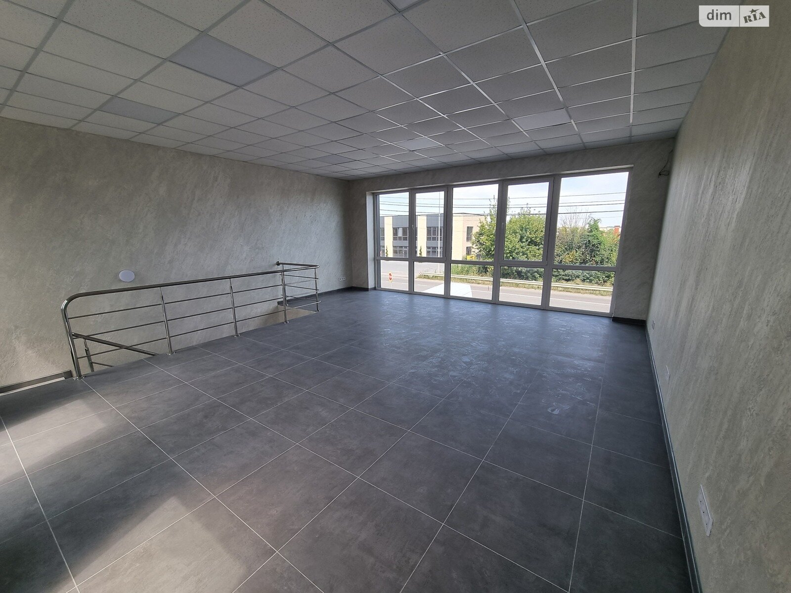 Комерційне приміщення в Агрономічному, Трояндовий провулок 1Д, ціна оренди: 35 000 грн за об’єкт фото 1 Комерційне приміщення в Агрономічному, Трояндовий провулок 1Д, ціна оренди: 35 000 грн за об’єкт фото 1