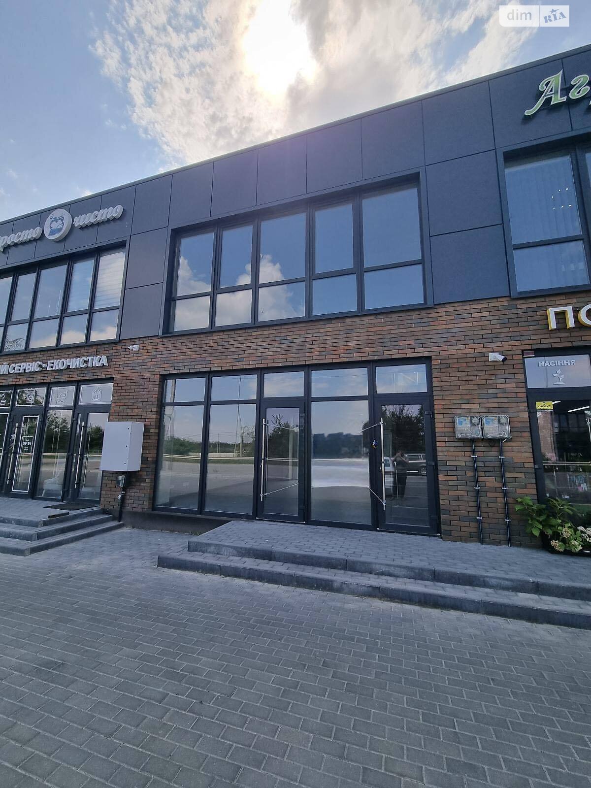 Комерційне приміщення в Агрономічному, Трояндовий провулок 1Д, ціна оренди: 35 000 грн за об’єкт фото 1 Комерційне приміщення в Агрономічному, Трояндовий провулок 1Д, ціна оренди: 35 000 грн за об’єкт фото 1