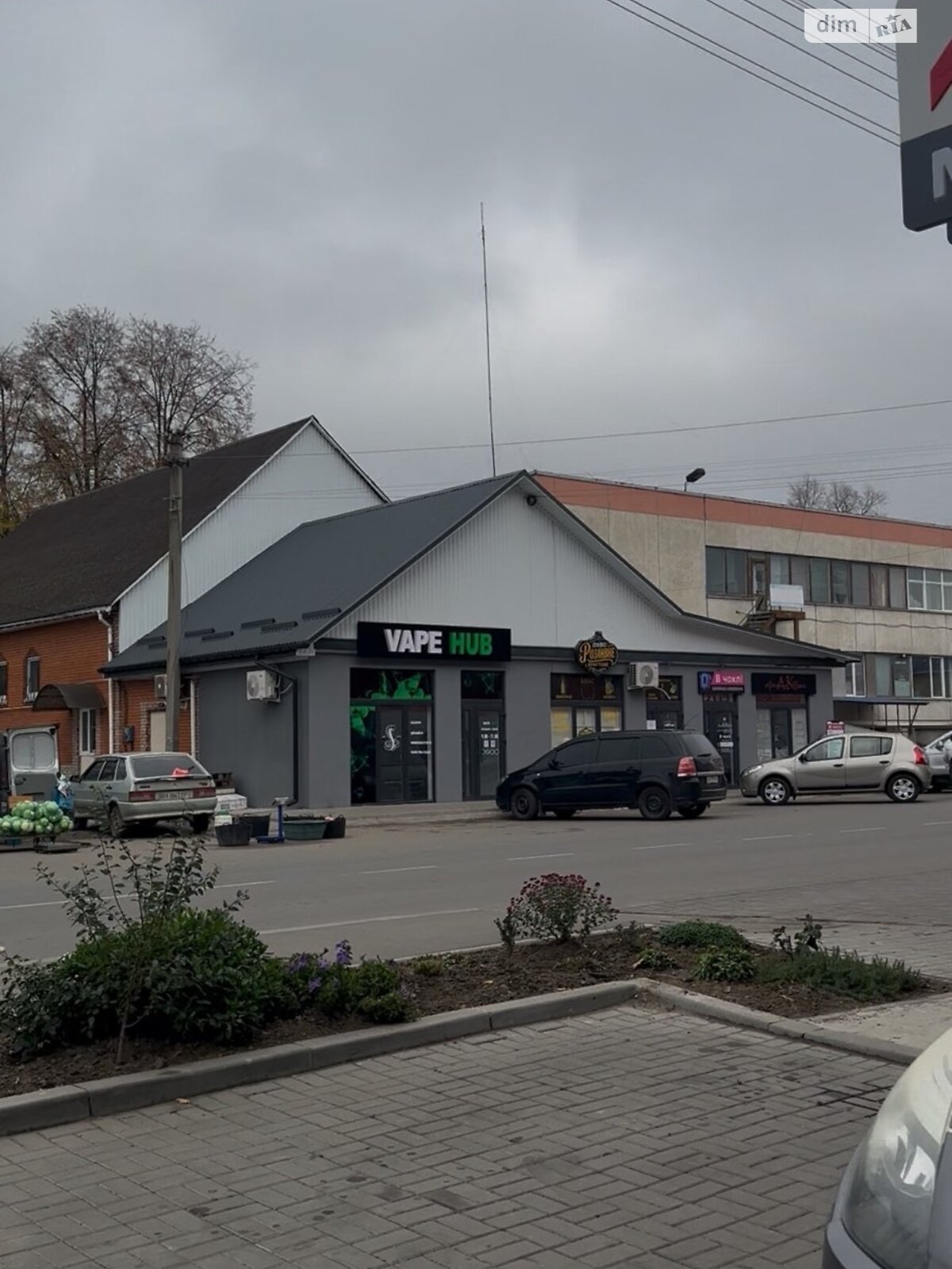 Комерційне приміщення в Барі, здам в оренду по Пам’яті площа 19А, район Бар, ціна: 39 325 грн за об’єкт фото 1 Комерційне приміщення в Барі, здам в оренду по Пам’яті площа 19А, район Бар, ціна: 39 325 грн за об’єкт фото 1