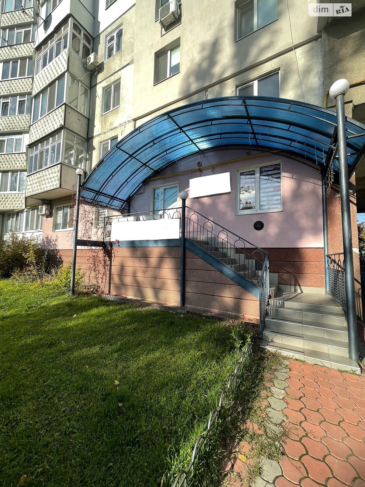 Комерційне приміщення в Білій Церкві, здам в оренду по Зенітного полку (Некрасова) вулиця, район Леваневського, ціна: 25 000 грн за об’єкт фото 1