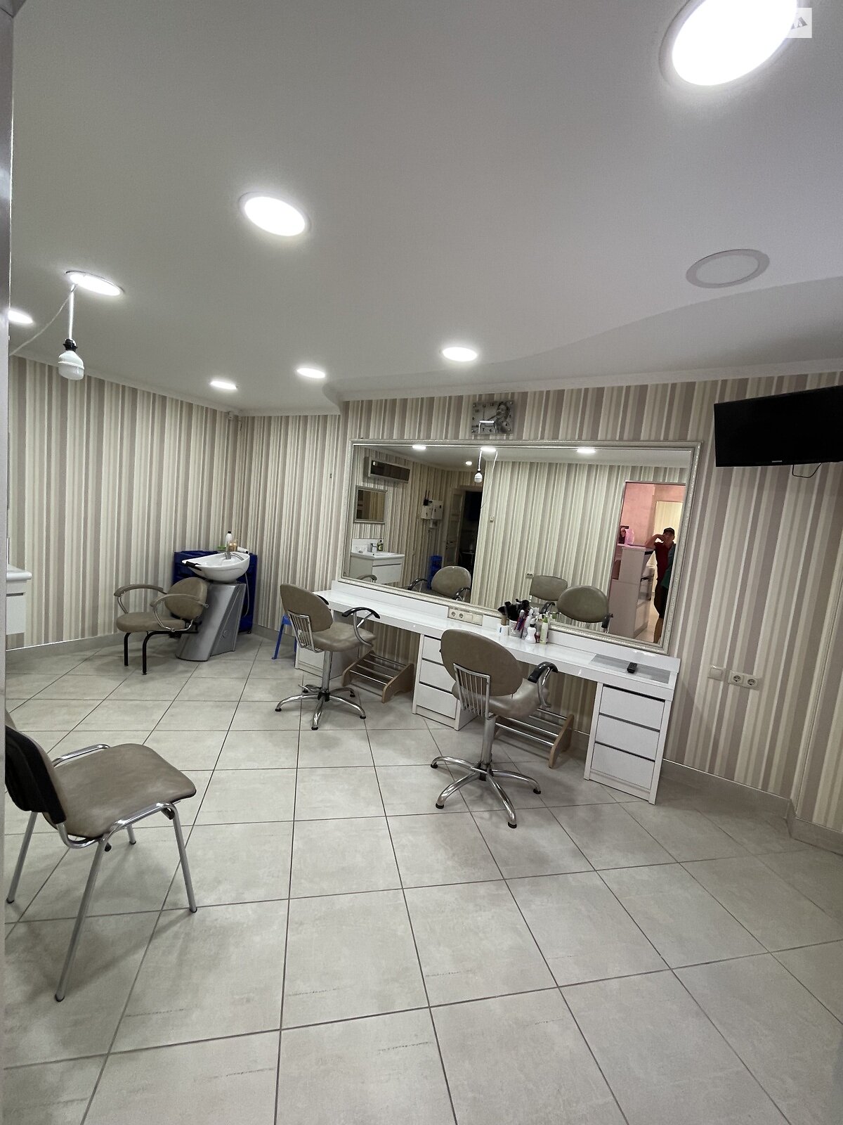 Комерційне приміщення в Білій Церкві, здам в оренду по Зенітного полку (Некрасова) вулиця, район Леваневського, ціна: 25 000 грн за об’єкт фото 1