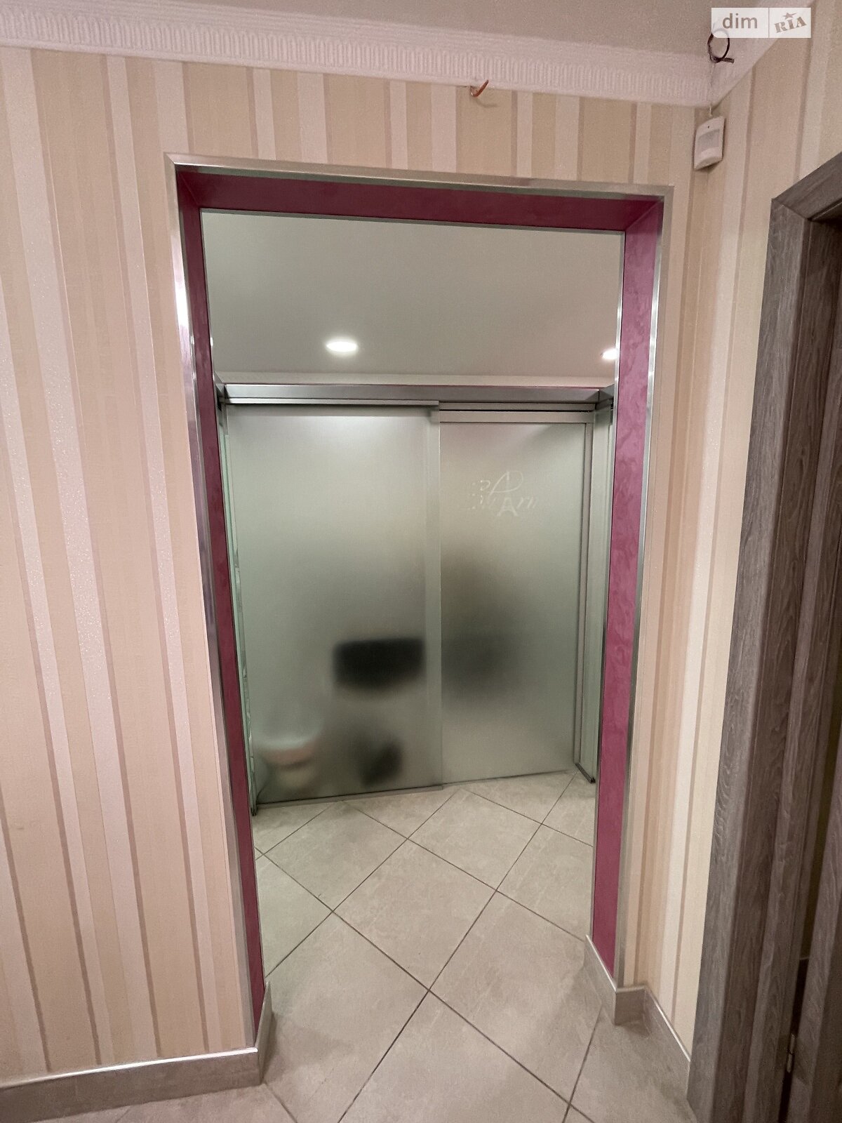 Комерційне приміщення в Білій Церкві, здам в оренду по Зенітного полку (Некрасова) вулиця, район Леваневського, ціна: 25 000 грн за об’єкт фото 1