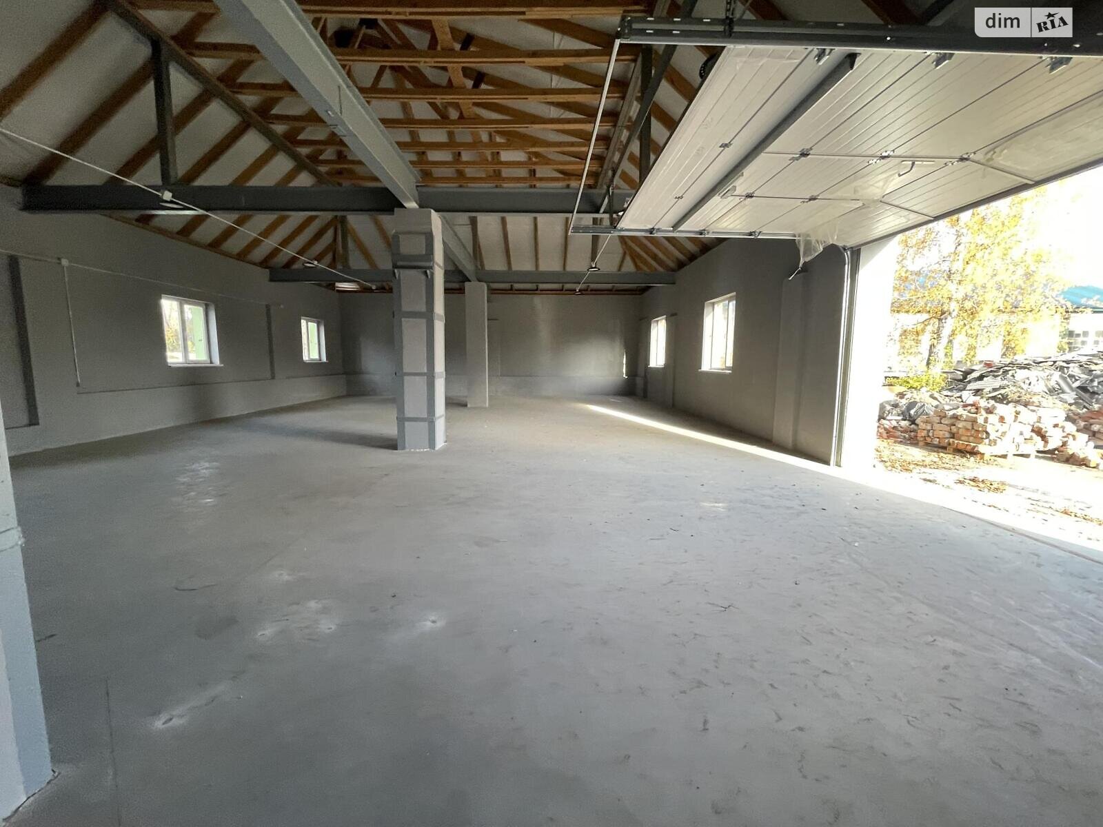 Коммерческое помещение в Биле, Бродовская Боковая улица, цена аренды: 35 360 грн за объект фото 1 Коммерческое помещение в Биле, Бродовская Боковая улица, цена аренды: 35 360 грн за объект фото 1