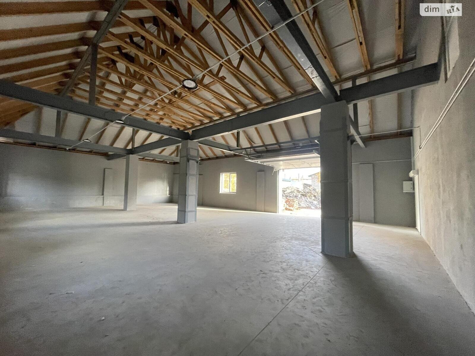 Коммерческое помещение в Биле, Бродовская Боковая улица, цена аренды: 35 360 грн за объект фото 1 Коммерческое помещение в Биле, Бродовская Боковая улица, цена аренды: 35 360 грн за объект фото 1