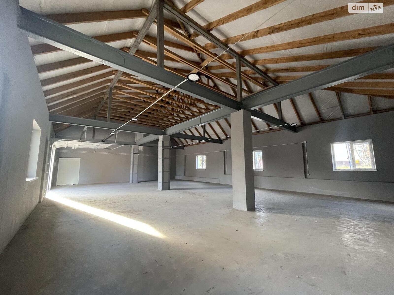 Коммерческое помещение в Биле, Бродовская Боковая улица, цена аренды: 35 360 грн за объект фото 1 Коммерческое помещение в Биле, Бродовская Боковая улица, цена аренды: 35 360 грн за объект фото 1