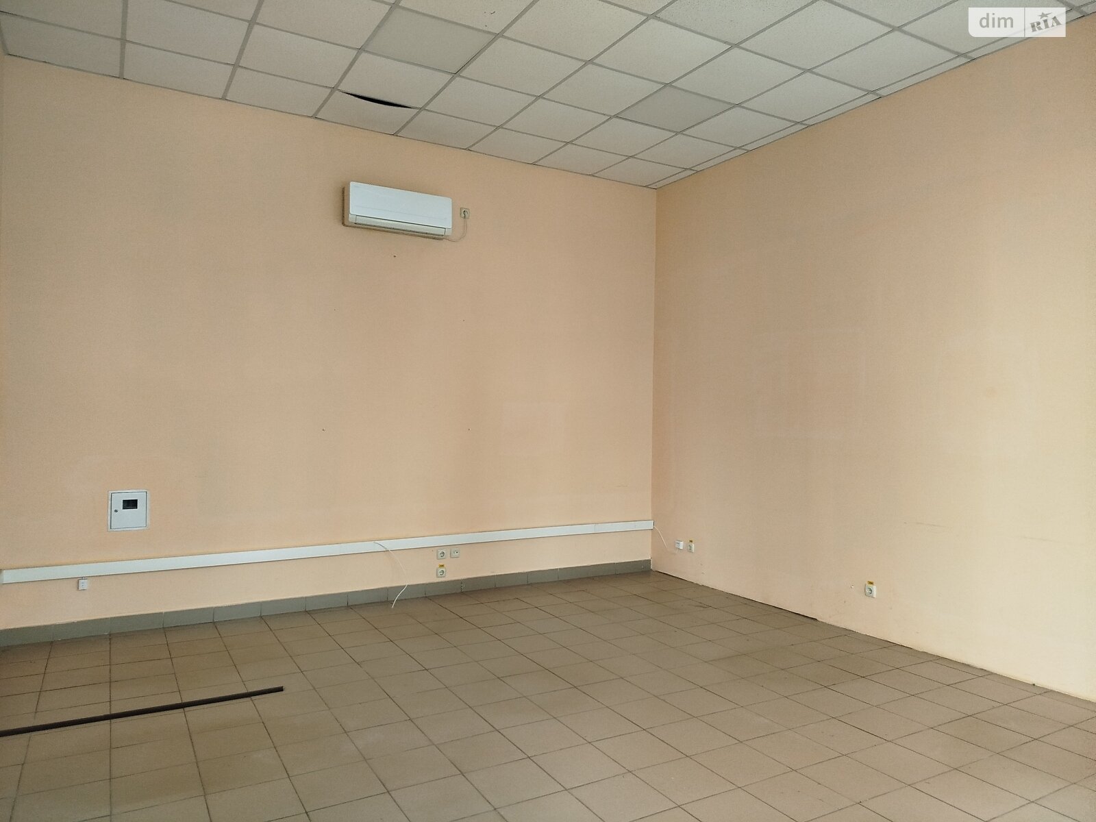 Комерційне приміщення в Черкасах, здам в оренду по Дахнівська вулиця 50, район Соснівський, ціна: 24 570 грн за об’єкт фото 1