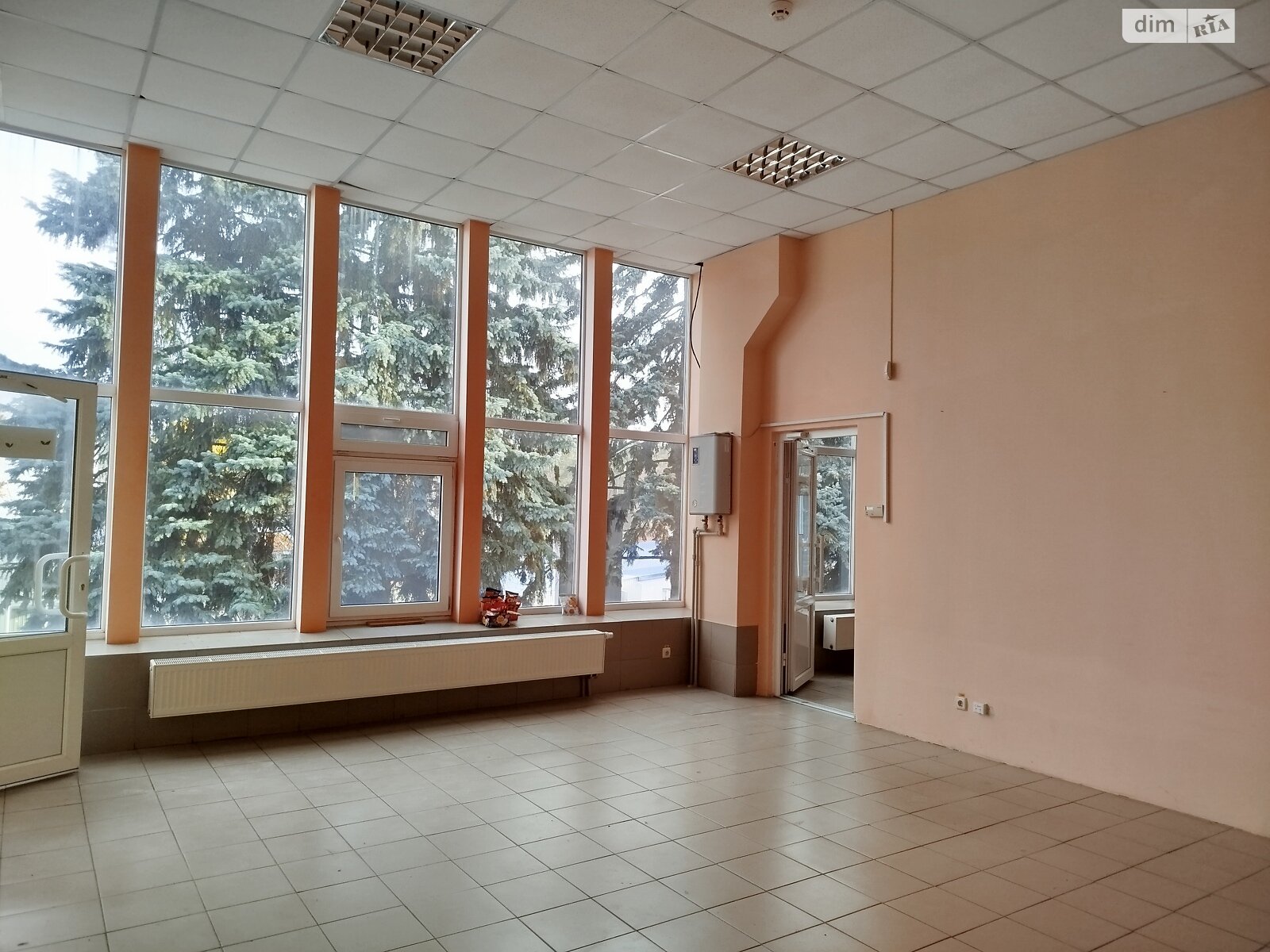 Комерційне приміщення в Черкасах, здам в оренду по Дахнівська вулиця 50, район Соснівський, ціна: 24 570 грн за об’єкт фото 1