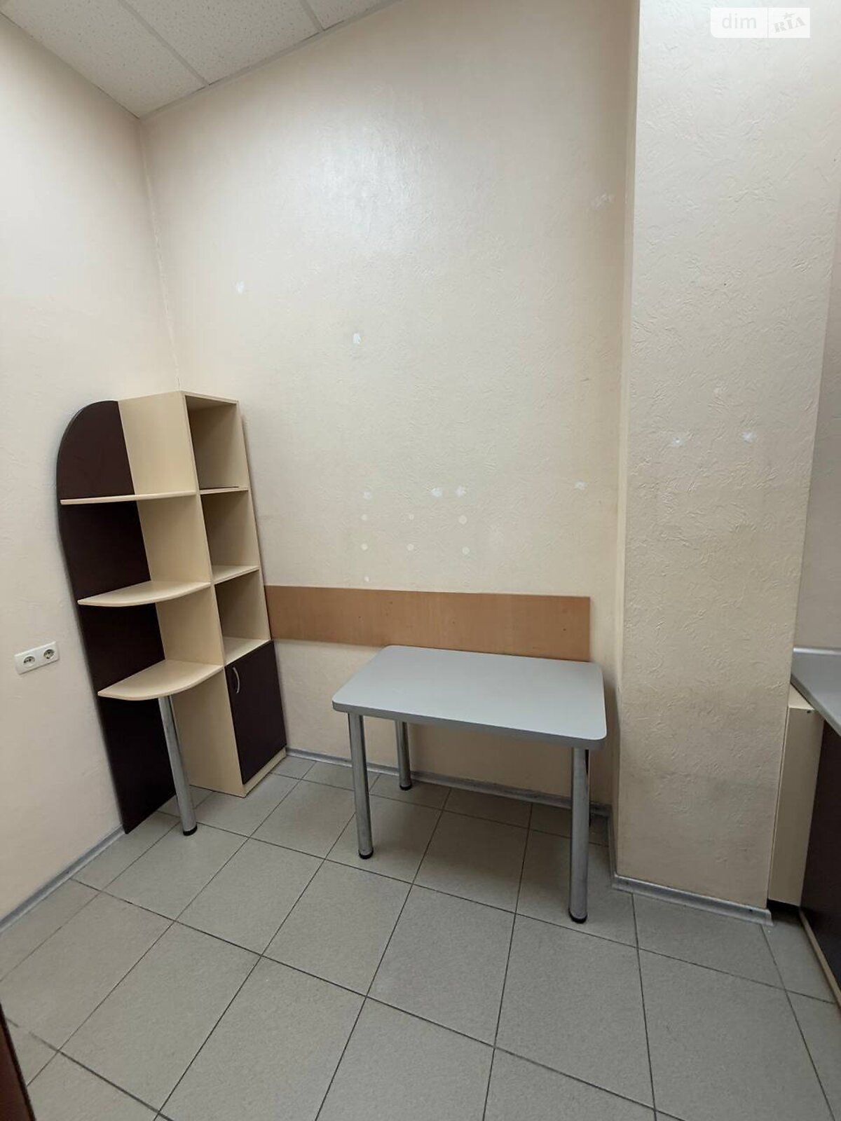 Комерційне приміщення в Черкасах, здам в оренду по Святотроїцька вулиця 94, район Соснівський, ціна: 32 000 грн за об’єкт фото 1