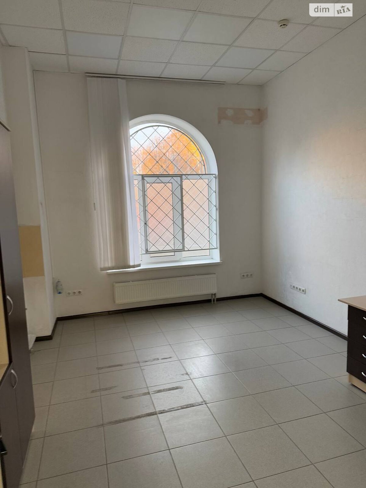 Комерційне приміщення в Черкасах, здам в оренду по Святотроїцька вулиця 94, район Соснівський, ціна: 32 000 грн за об’єкт фото 1