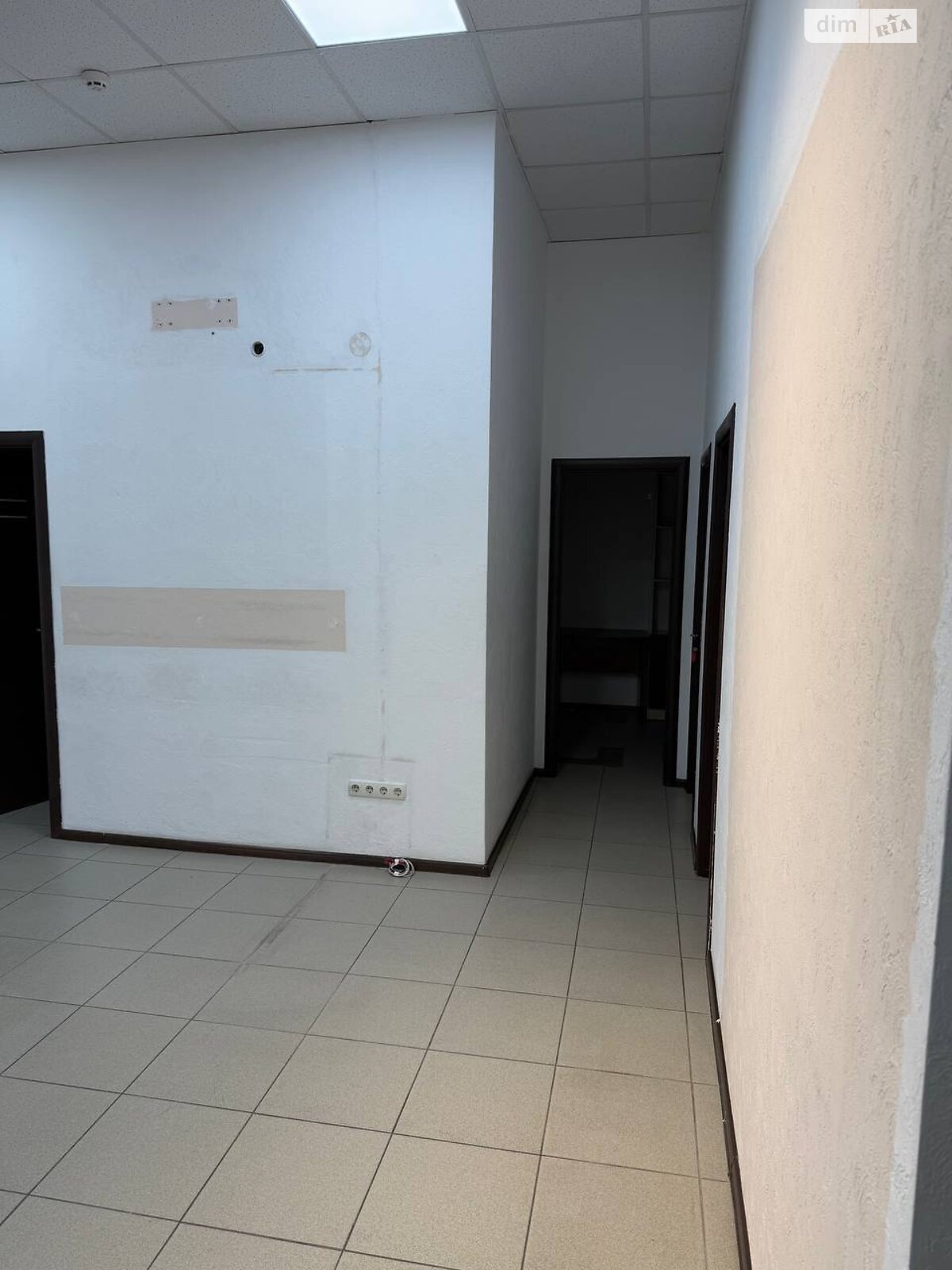 Комерційне приміщення в Черкасах, здам в оренду по Святотроїцька вулиця 94, район Соснівський, ціна: 32 000 грн за об’єкт фото 1