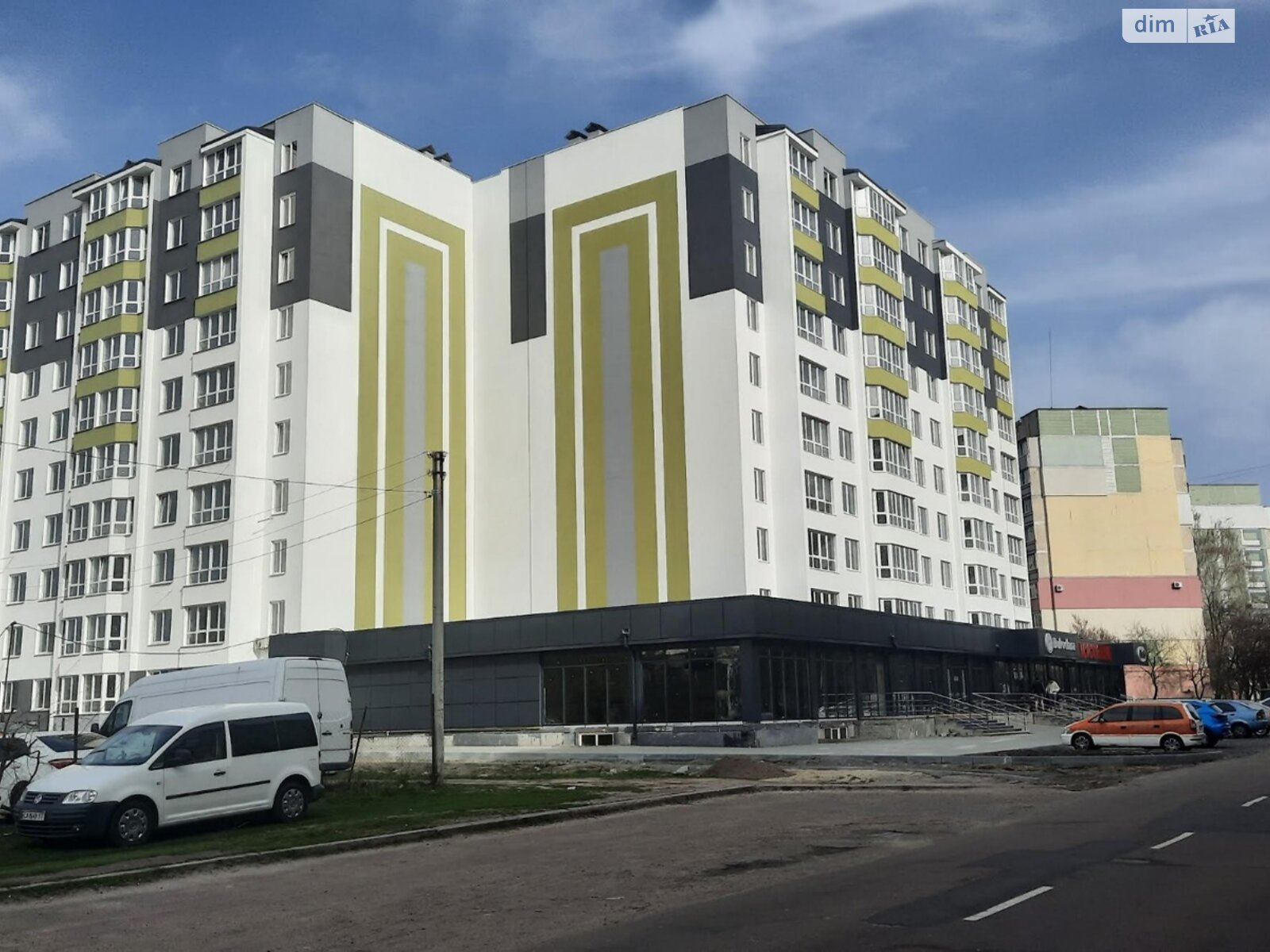 Комерційне приміщення в Черкасах, здам в оренду по Тараскова вулиця 9, район Соснівський, ціна: 12 000 грн за об’єкт фото 1 Комерційне приміщення в Черкасах, здам в оренду по Тараскова вулиця 9, район Соснівський, ціна: 12 000 грн за об’єкт фото 1