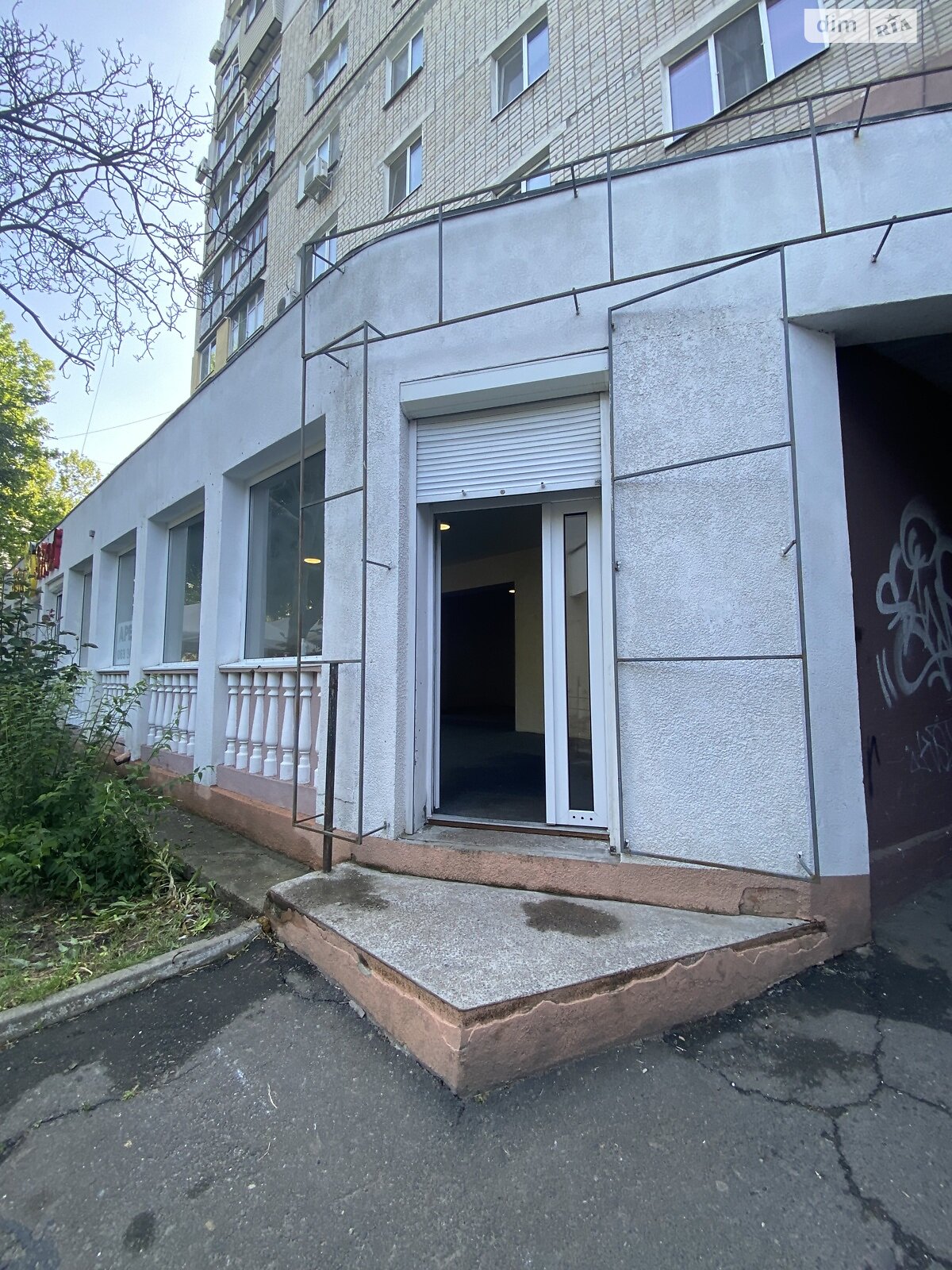 Коммерческое помещение в Черноморске, сдам в аренду по Мира (Ленина ул.) проспект, район Ильичевск, цена: 26 000 грн за объект фото 1 Коммерческое помещение в Черноморске, сдам в аренду по Мира (Ленина ул.) проспект, район Ильичевск, цена: 26 000 грн за объект фото 1